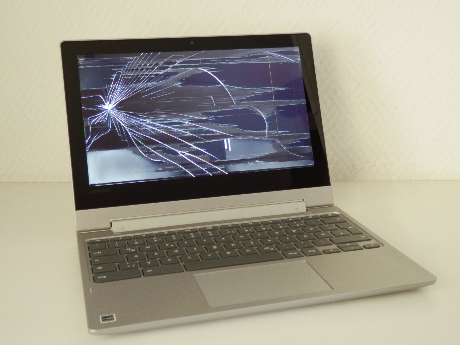 Lenovo IdeaPad Flex 3 Chromebook, MT8173C, 4GB Ram, 64GB EMMc, 11.6 inch Faulty