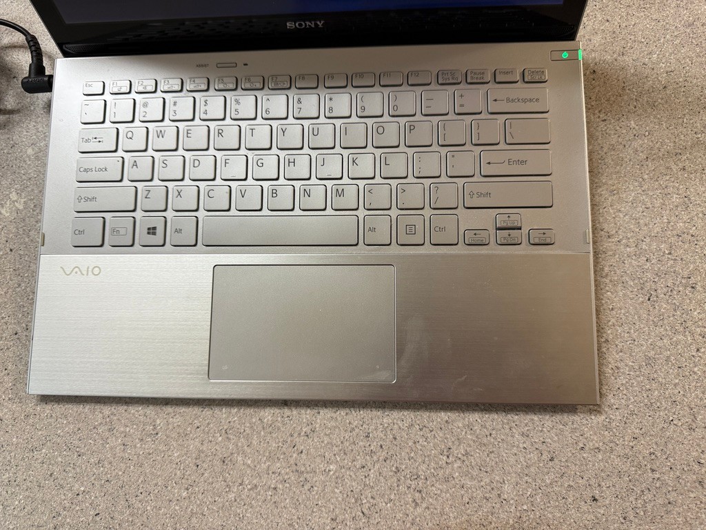 Sony VAIO Pro 13 Ultrabook SVP132A1CL i7 4500U 8GB Ram 128GB SSD, WINDOWS 10 HOM
