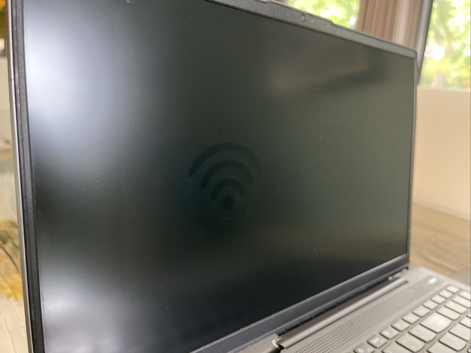 Lenovo IdeaPad 5 Ryzen 5• 8GB RAM• 256GB• Broken Screen + Hinge. Desktop /Repair