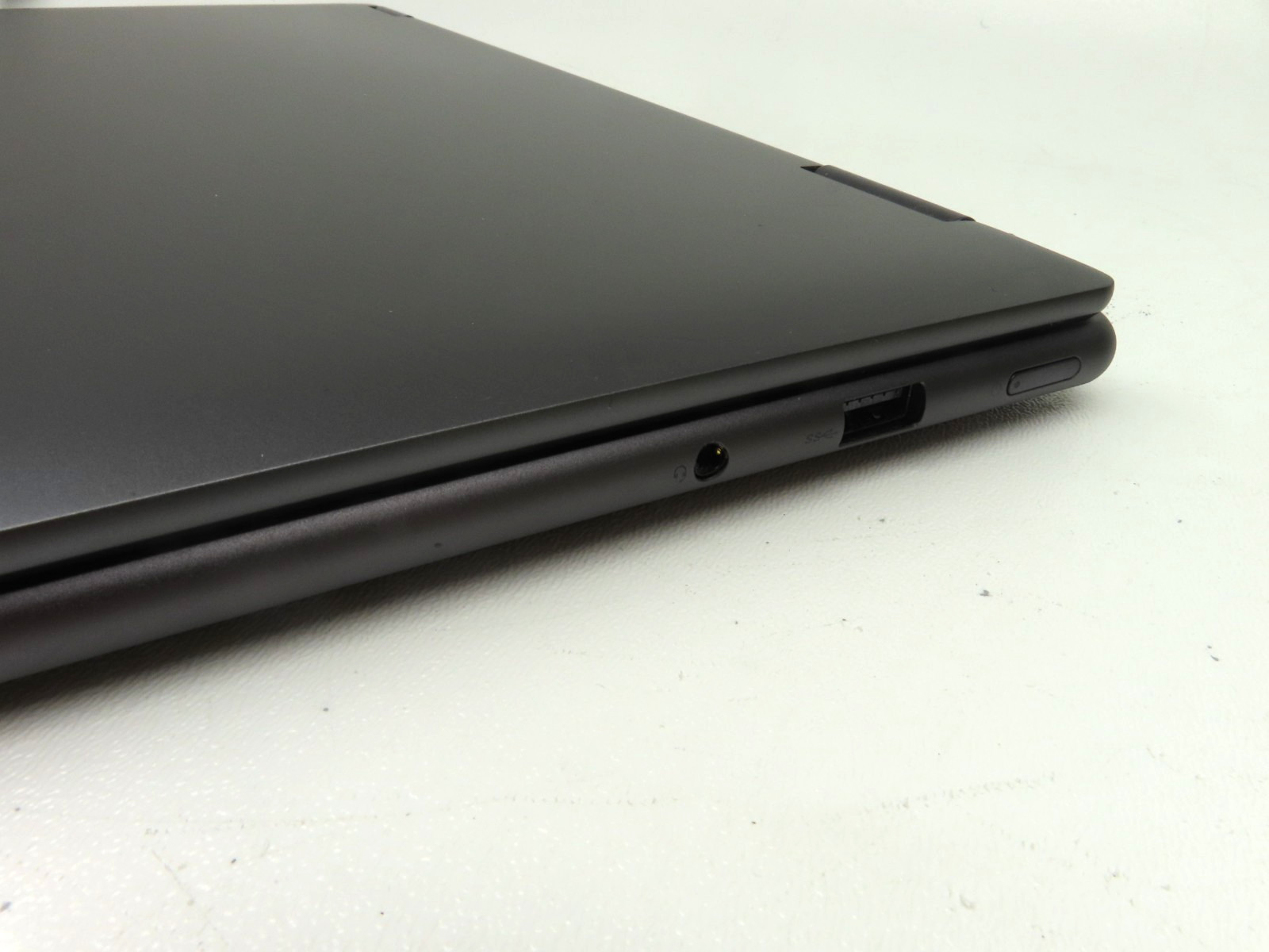 Lenovo Yoga 7 16IAP7 16″ Touch Core i5-1240P 1.7GHz 16GB RAM 512GB SSD