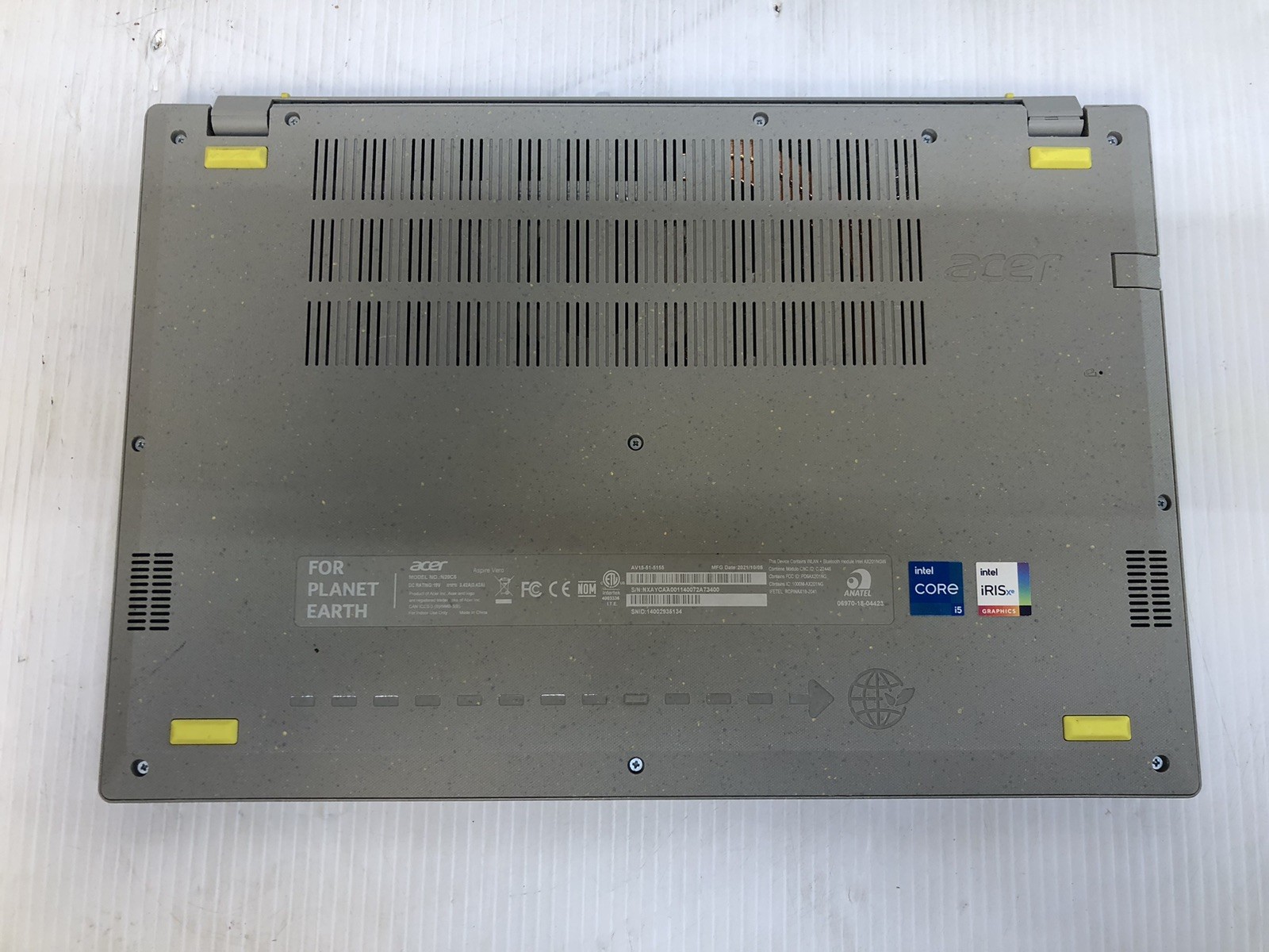 Aspire Vero AV15-51-5155 Green Laptop | i5-1155G7 | 8GB | NO SSD/OS *Bad Hindge*