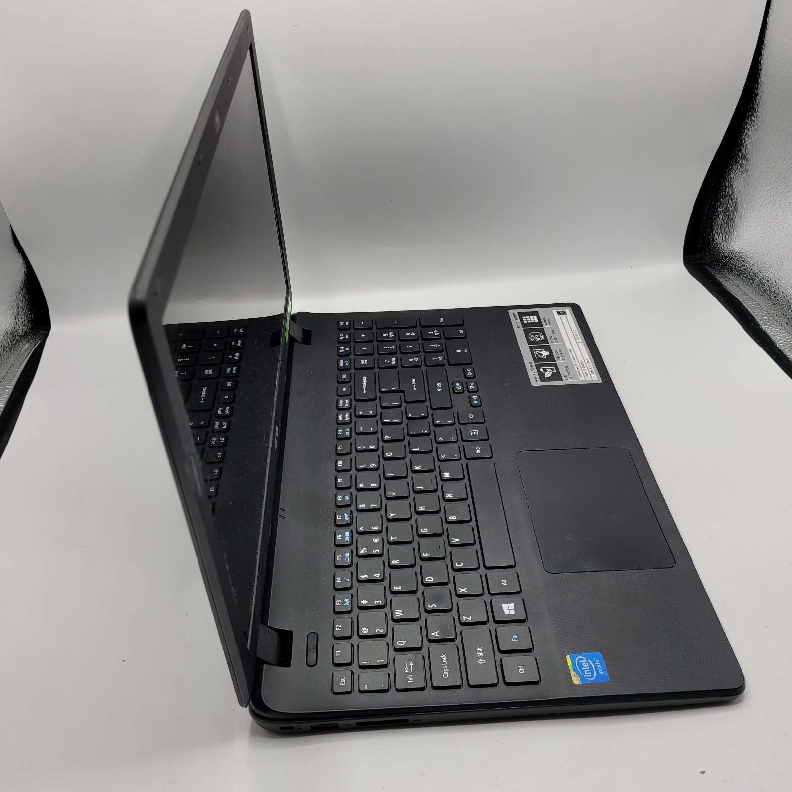 Acer Aspire E15 Start Intel Celeron No RAM 500GB HDD 15.6″ FOR PARTS