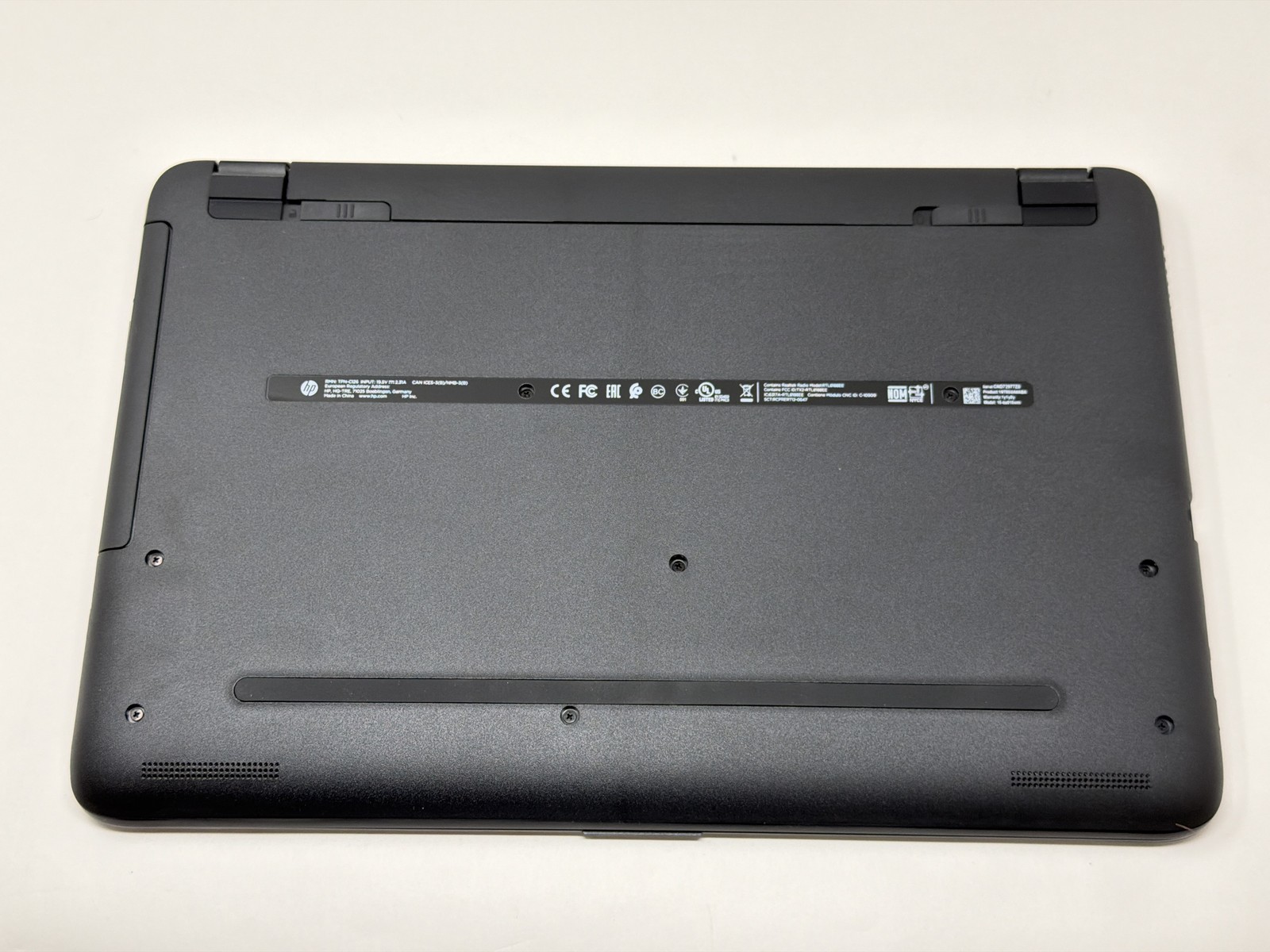 HP Notebook 15-ba015wm AMD E2-7110 1.8GHz 500GB HDD 4GB RAM 15.6in HD Black