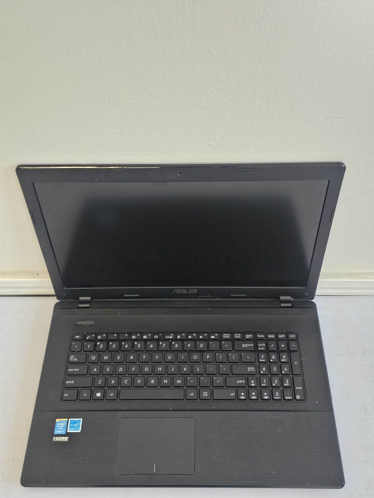 ASUS X755J Laptop – Intel i7 – 8GB RAM – 250GB HDD – BAD BATT – Windows 10