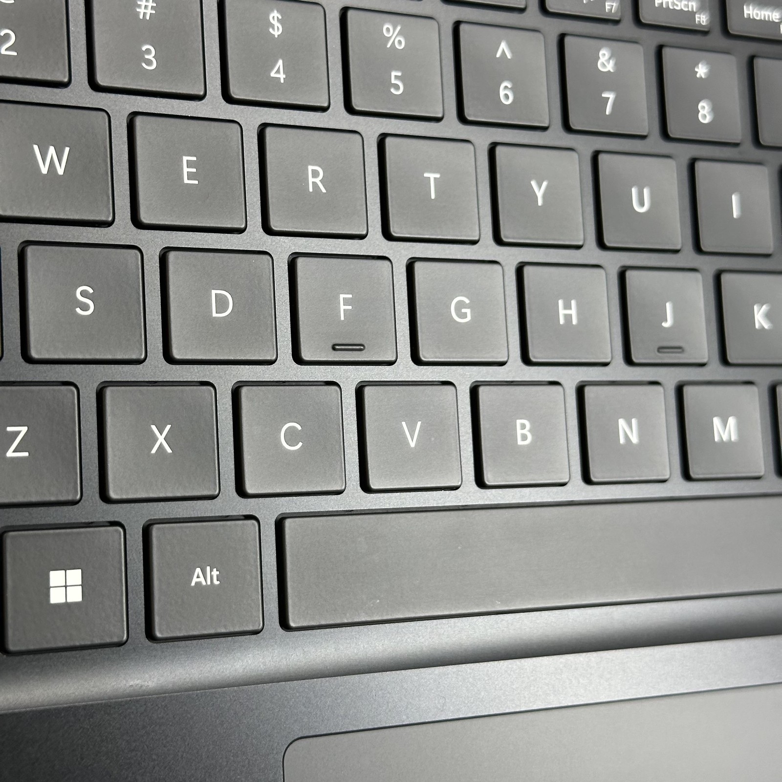 Microsoft Surface Laptop 5 13.5 2K TOUCH 2.7 GHz i7-1265U 16GB 512GB – Good