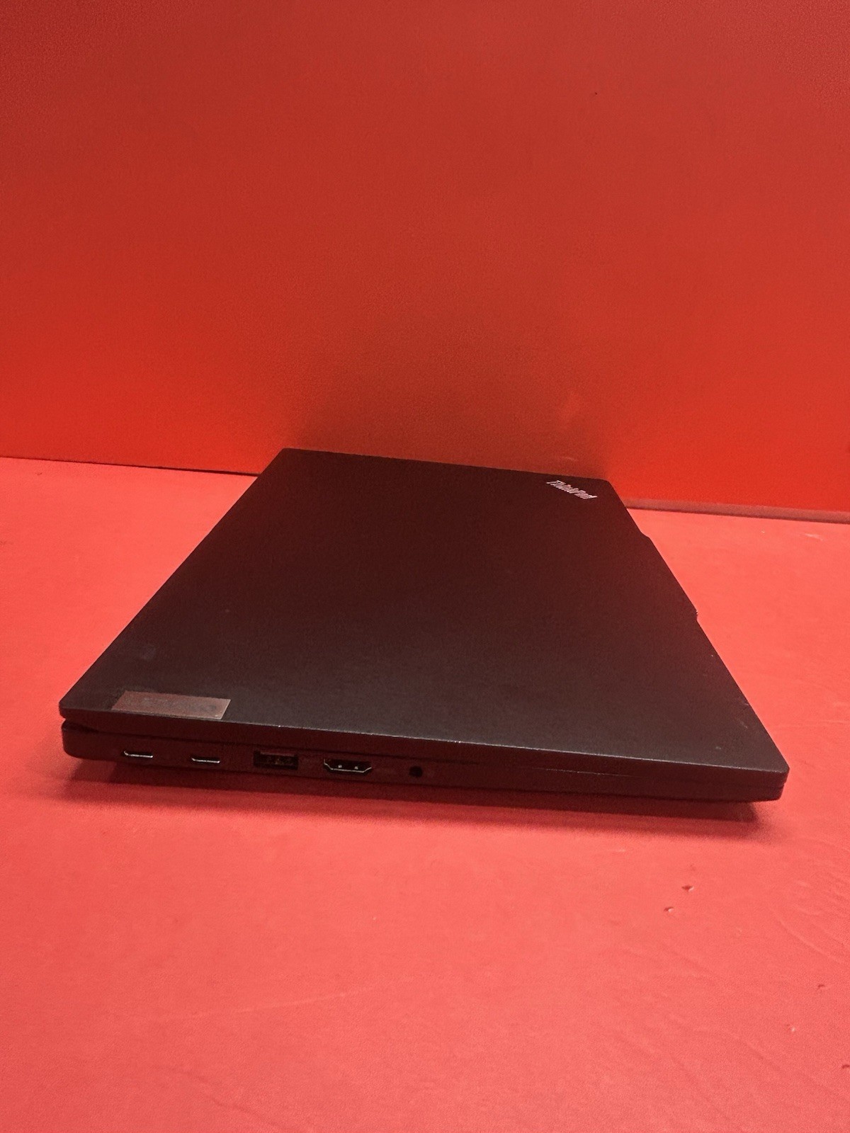 Lenovo ThinkPad E14 14 Core 13th i5 -1300Mhz 16GB 256GB Windows 11pro