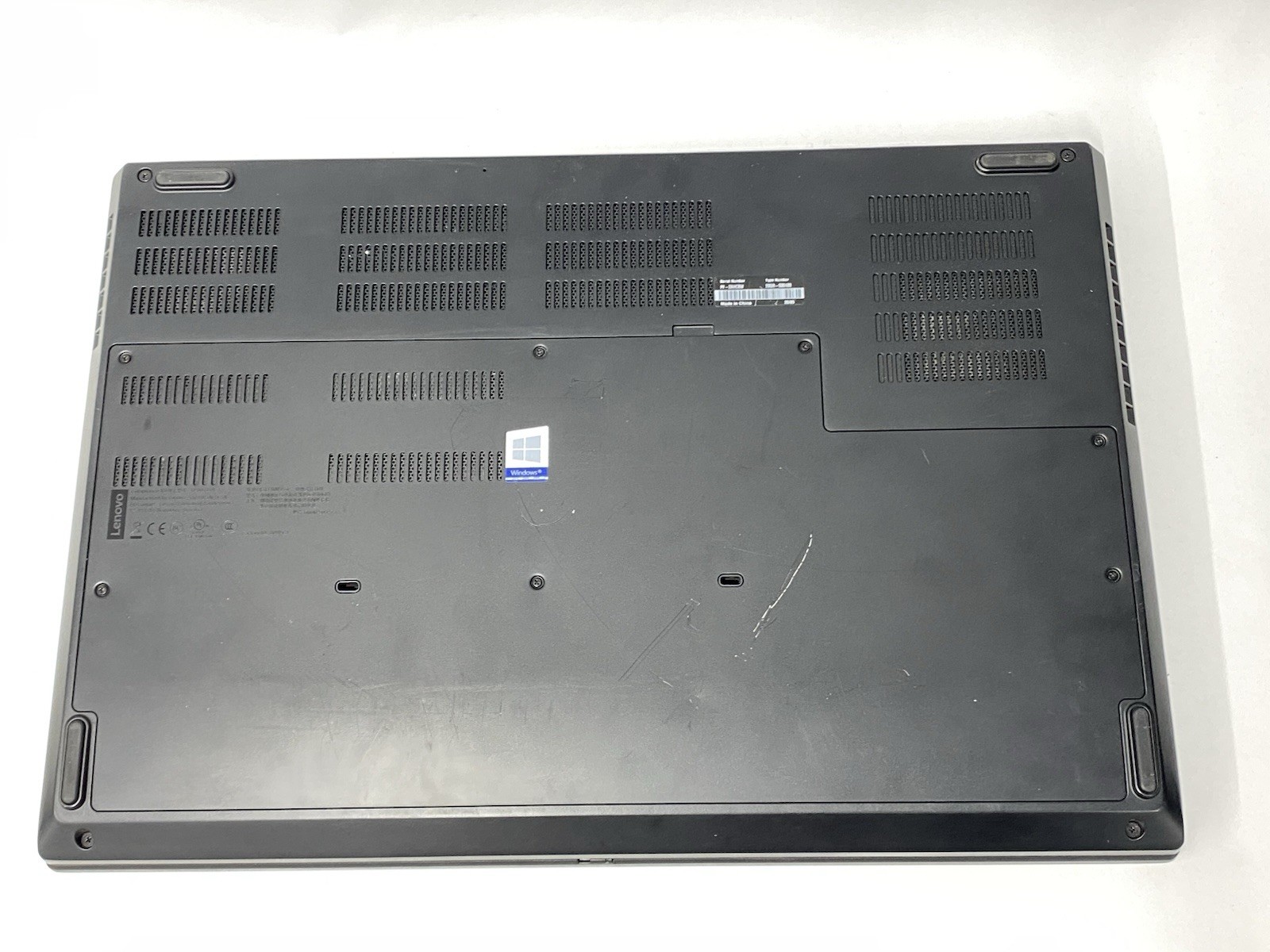 Lenovo ThinkPad P73 – FHD – i5-9400H – 16GB – 256SSD – W11P – READ