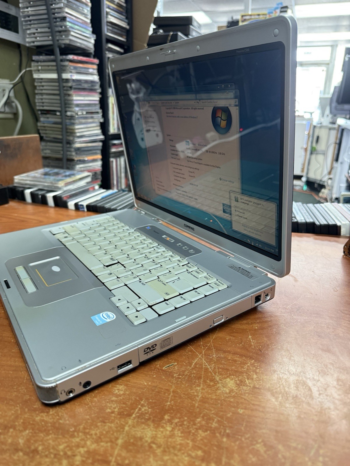 Compaq Presario C500 15.4″ Windows 7- 250HDD 1.60GHz 2GB DVDRW Vintage Retro