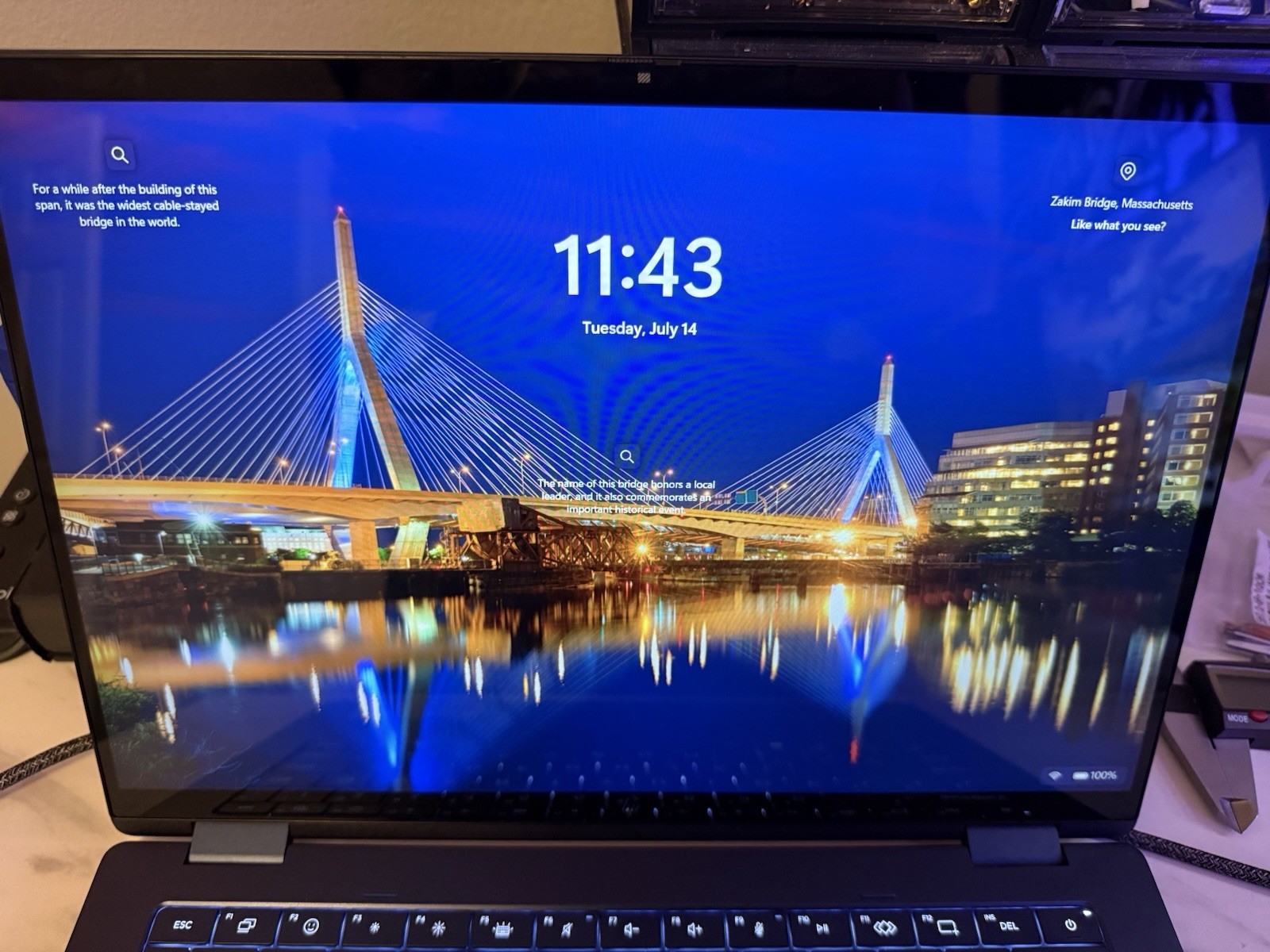 HP – OmniBook X Flip 2-in-1 – 14″ Touchscreen Laptop – Intel Core Ultra 5