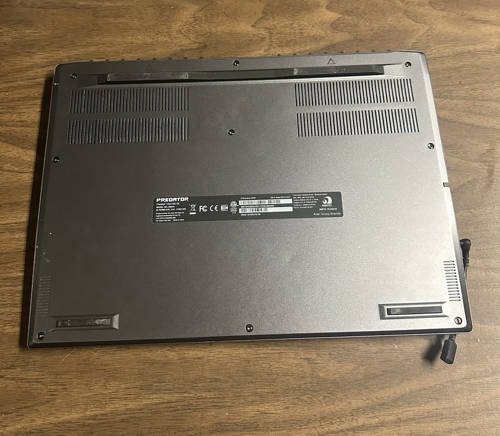 Acer Predator Triton 500 SE PT516-51S-70TP 16″ i7-11800H 16GB 512GB RTX 3060 W10