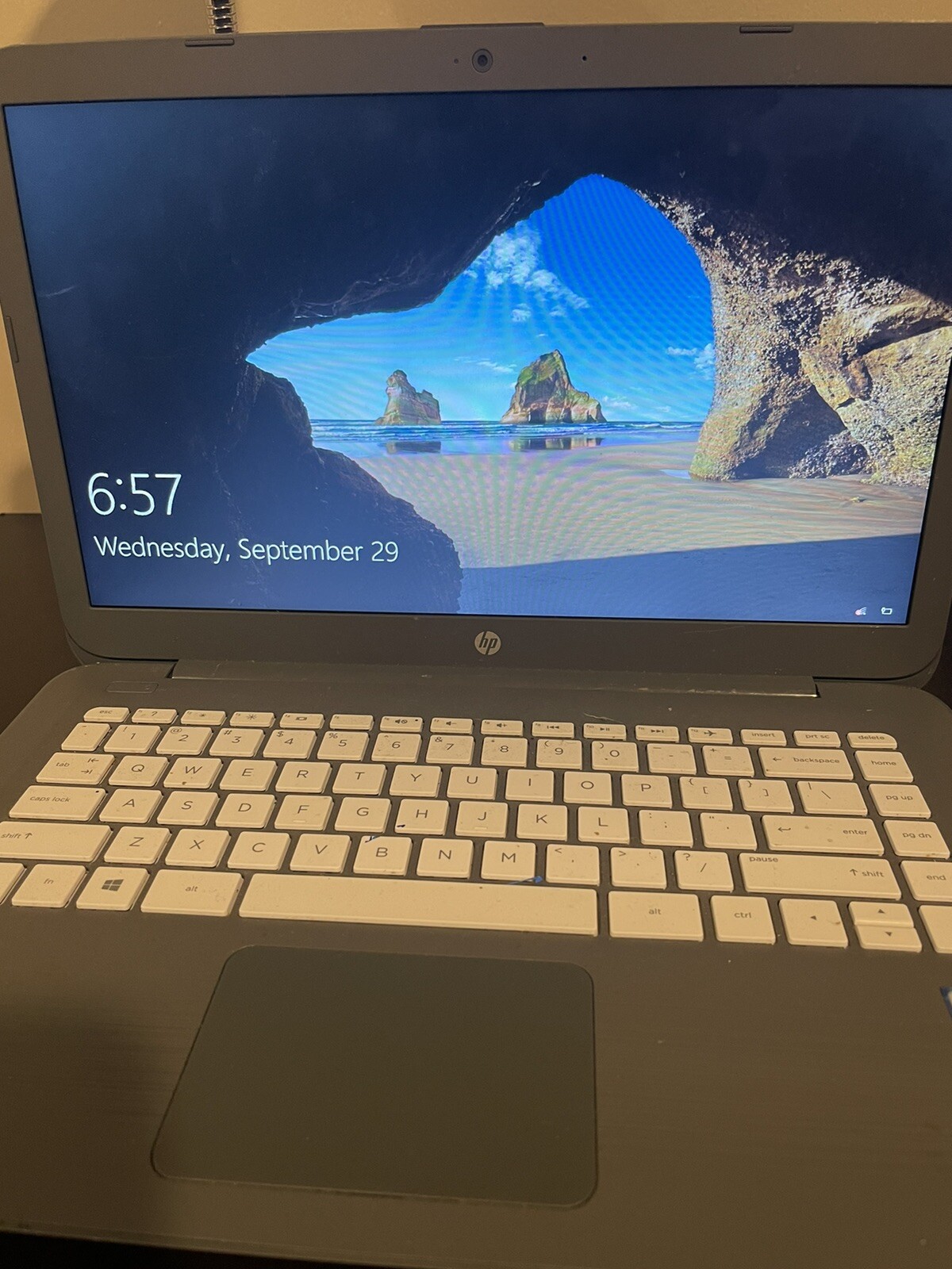 HP Chromebook 14-ca061dx 14 in. 32GB Intel Celeron N3350 2.40GHz, 4GB Laptop –