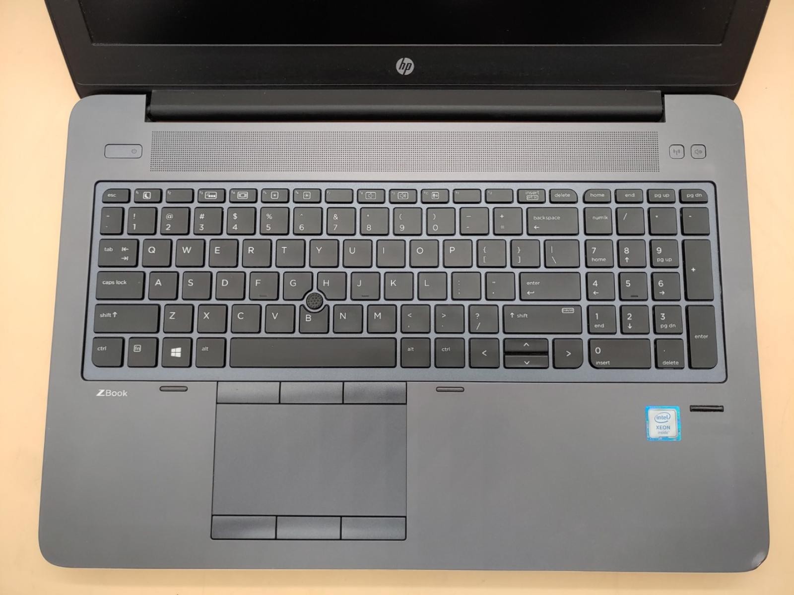 HP ZBook 15 G3 Xeon E3-1505M v5 32GB 512GB M2000M **BAD BATTERY** *NO OS/NO AC**
