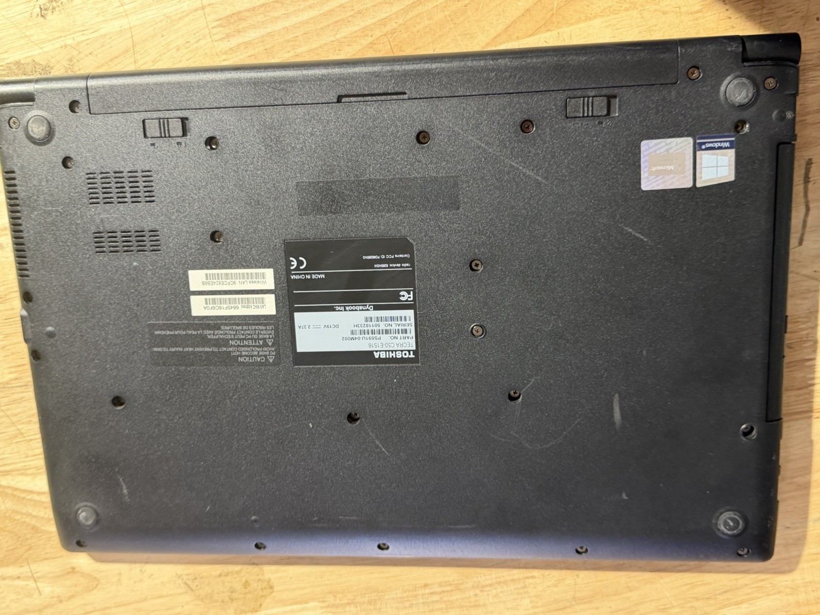 Toshiba Tecra C50-E i5-8250U 16GB RAM 240GB SSD Ubuntu 24.04 Laptop DVD-RW