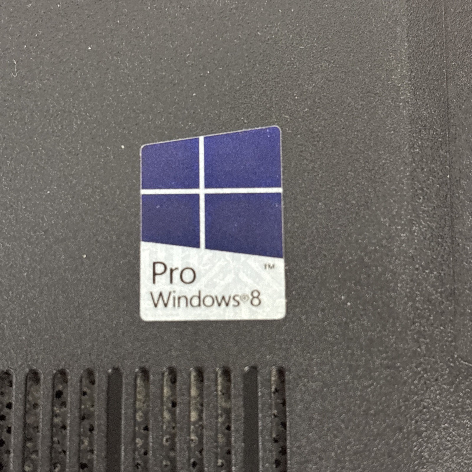 Lenovo B50-45 Laptop AMD E1 8GB RAM 300GB HDD Win 7 Pro