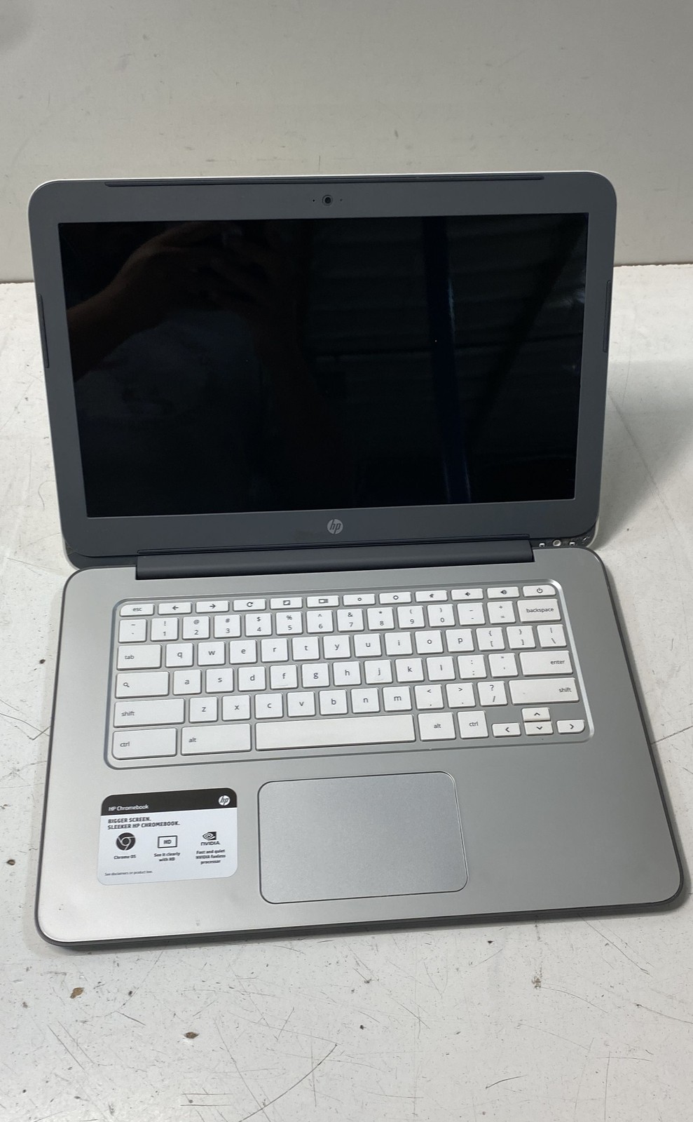 HP Chromebook 14-x010nr 14″ NVIDIA Tegra K1 White Chrome OS HD Laptop