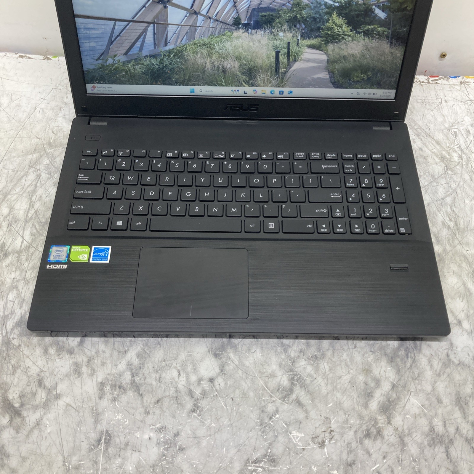 ASUS P2540U Intel Core i7-8550U 1.80GHz 8GB RAM 256 GB SATA win 11pro