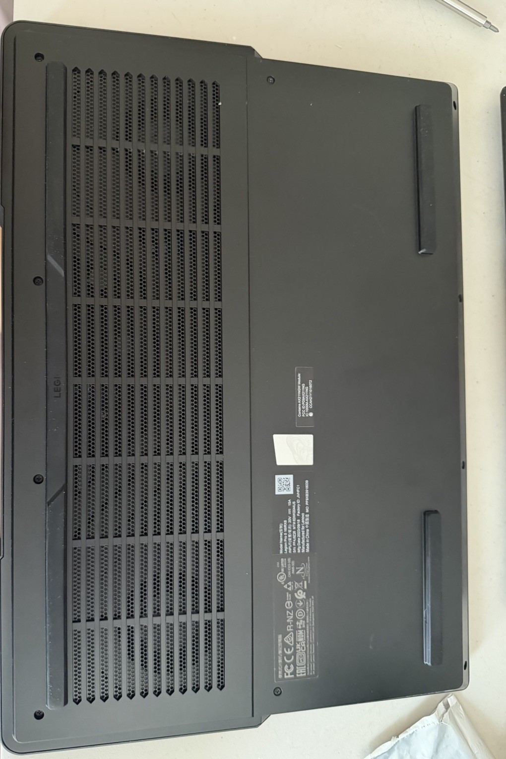 Lenovo Legion Pro 5 16IRX8 4060 16gb Ram Intel I7 13th Gen 1.5TB SSD