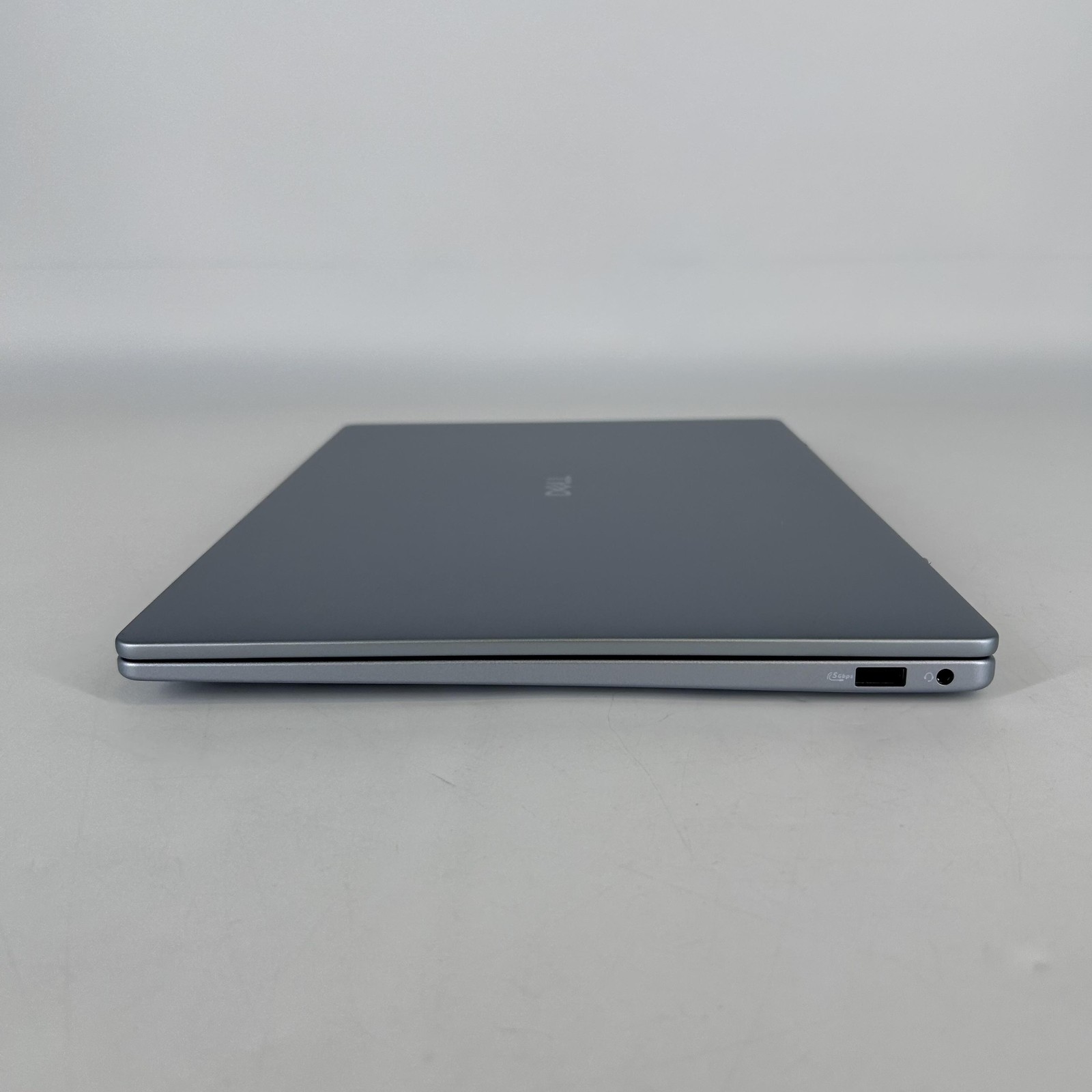 Dell 14 Plus DB14250 Ice Blue 2.2 GHz Ultra 7 258V 32GB 1TB Excellent LCD BLEED