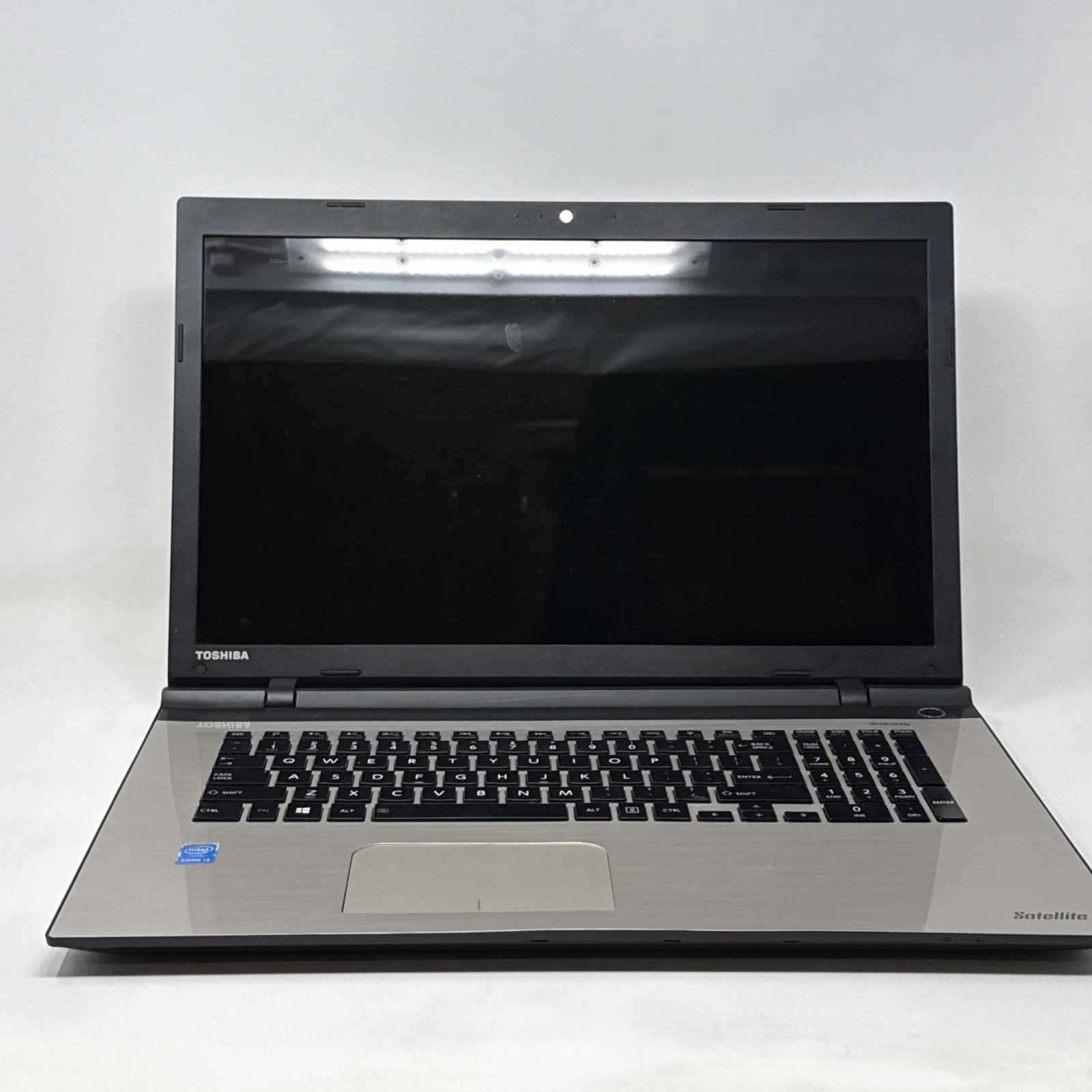 Toshiba Satellite L75-C7136 Laptop – For Parts Only