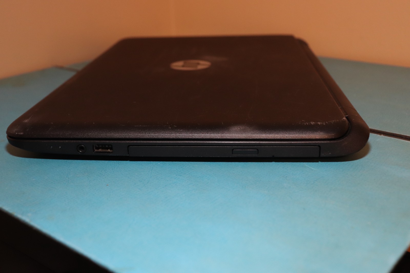 HP 15-F024WM Intel Pentium N3530 2.16GHz 4GB