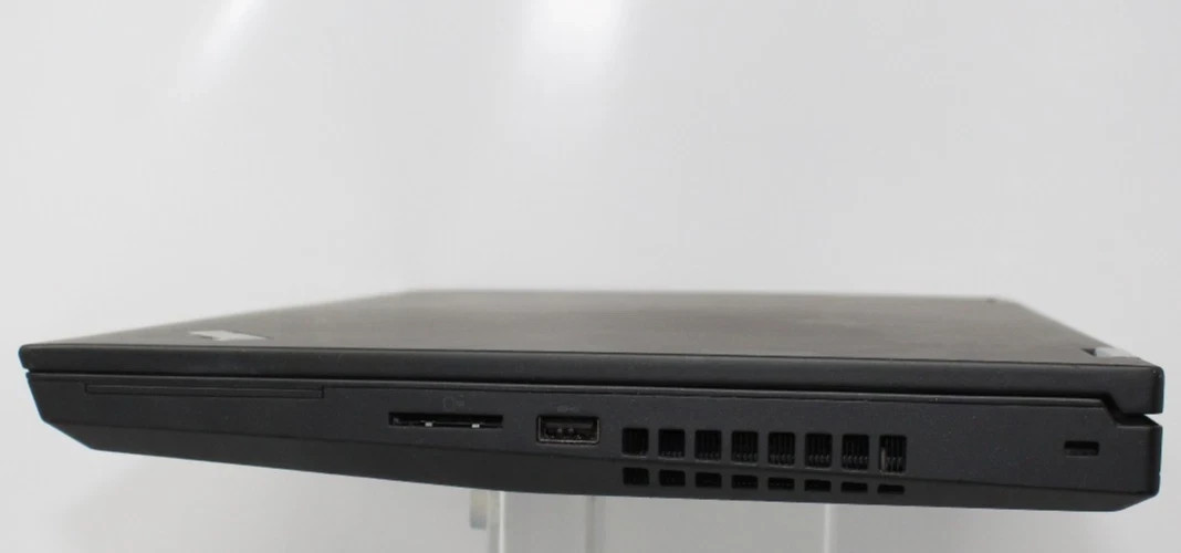 Lenovo ThinkPad P15 Gen 2 15.6″ 4K i7-11800H 16GB 512GB RTX T1200 Win11