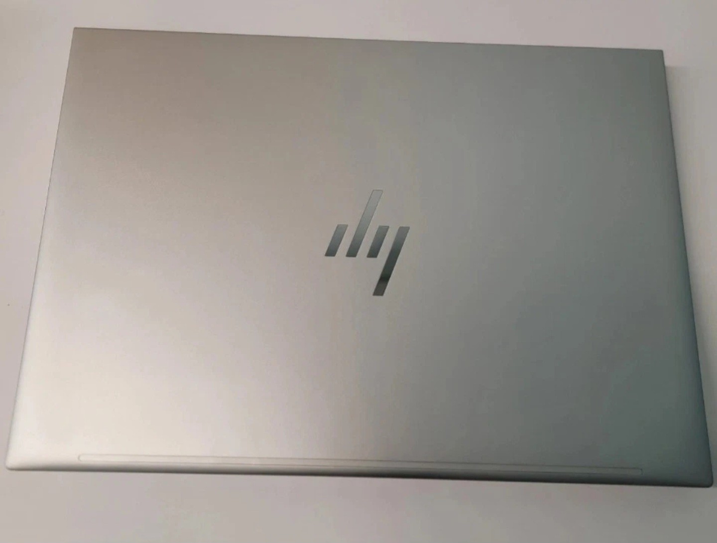 HP EliteBook 8 G1i 14 AI 14″ Ultra 7 268V 32GB DDR5 1TB SSD Windows 11 Pro
