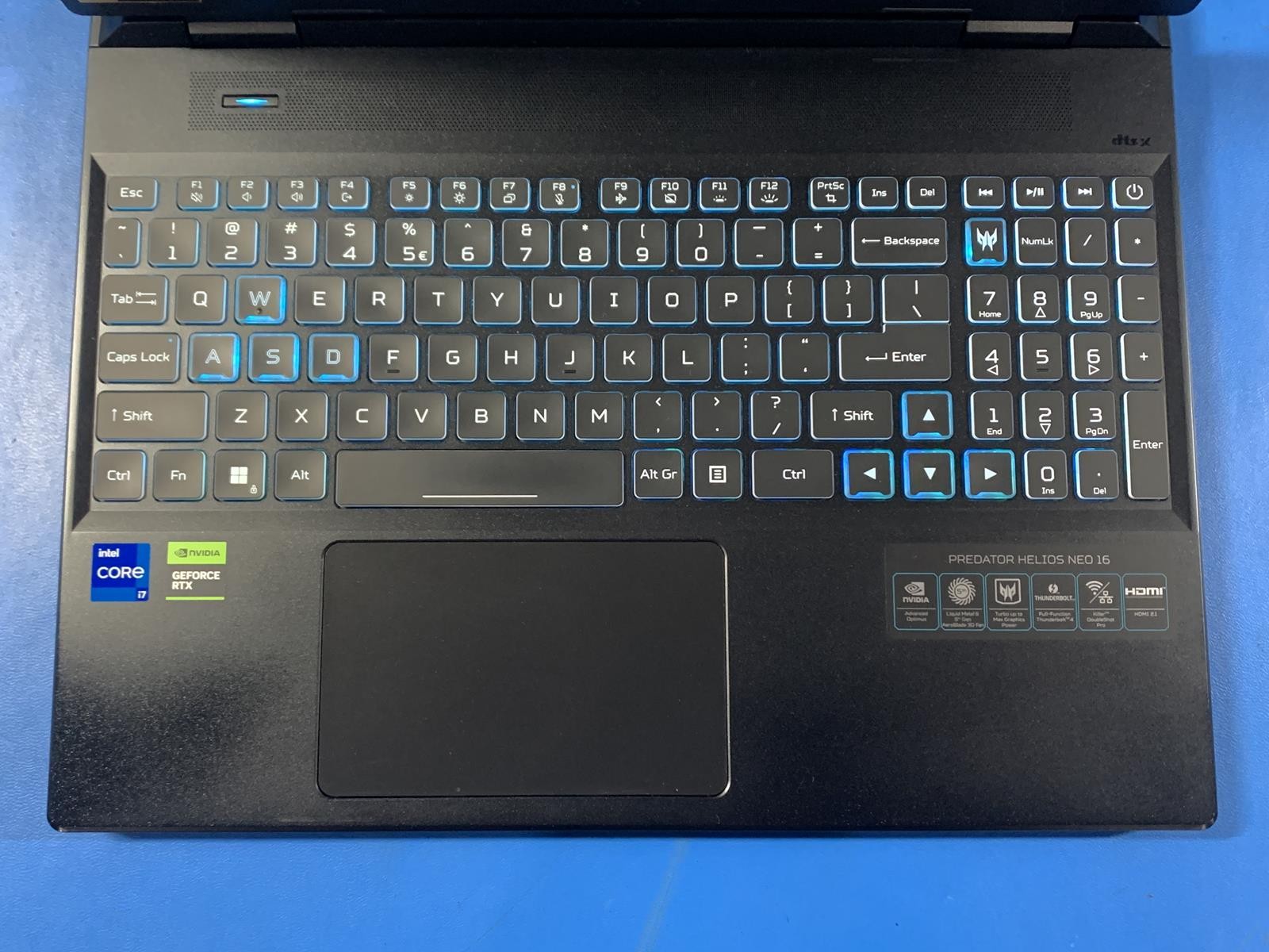 Acer Predator Helios Neo 16 Core i7 13650HX 2.80GHz 32GB 1TB NO OS PHN16-71-76H5