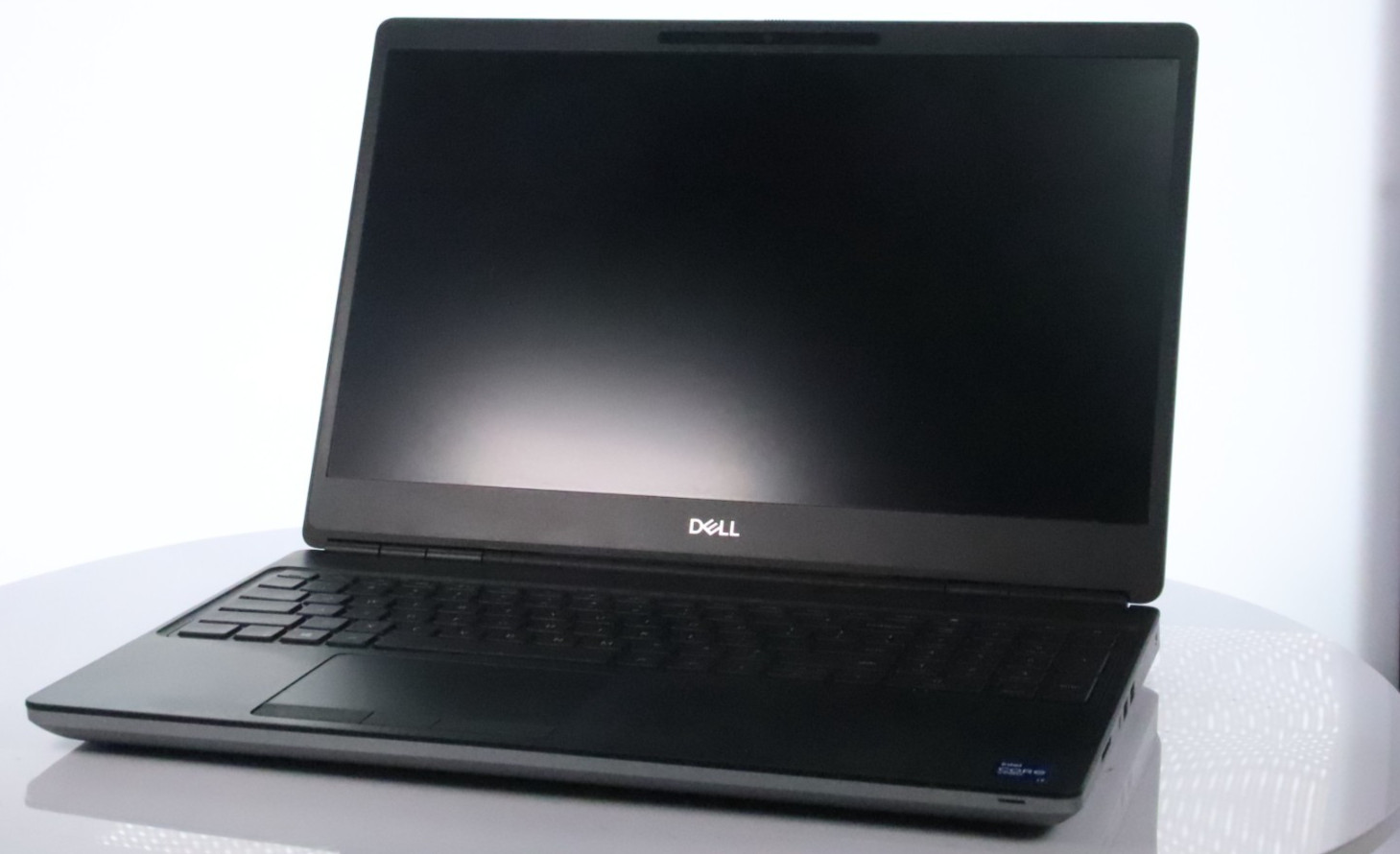 Dell Precision 7560 i7-11850H 32GB RAM 512GB NVMe 4GB NVIDIA T1200 W11P w/ AC