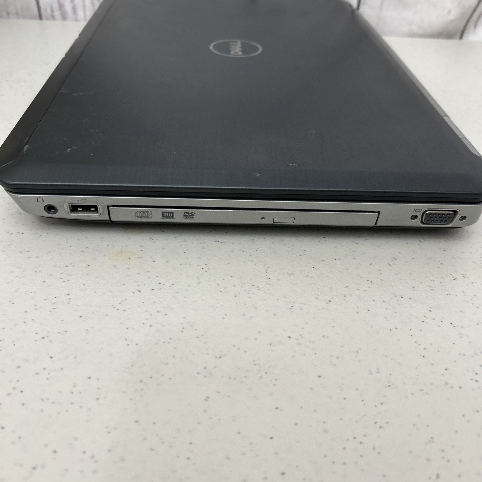 DELL LATITUDE e5520 P104F 15.6″ for parts