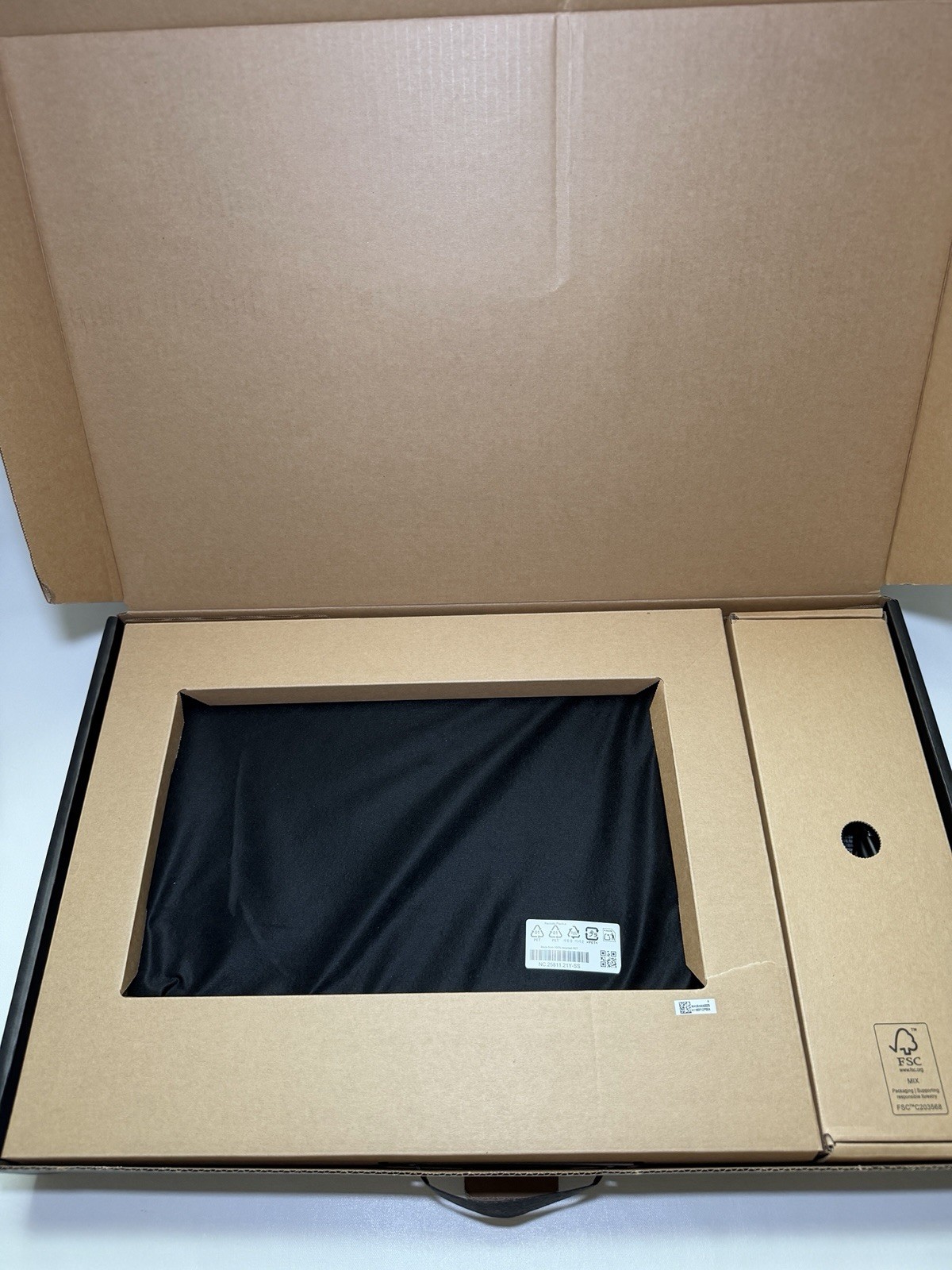 Acer Predator Helios Neo 18 AI IntelCore Ultra 9 RTX 5070 Ti 16GB 1TB SSD 240Hz
