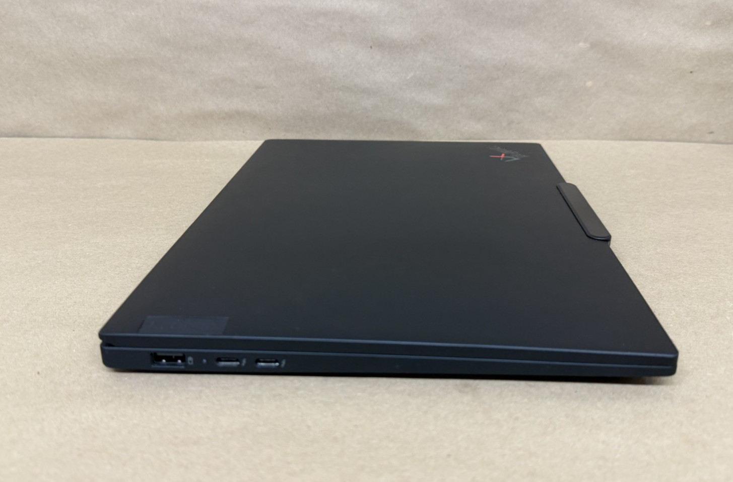 Lenovo ThinkPad X1 Carbon Gen 12, 14″ Touch Core Ultra 7 165U 32GB, 1TB