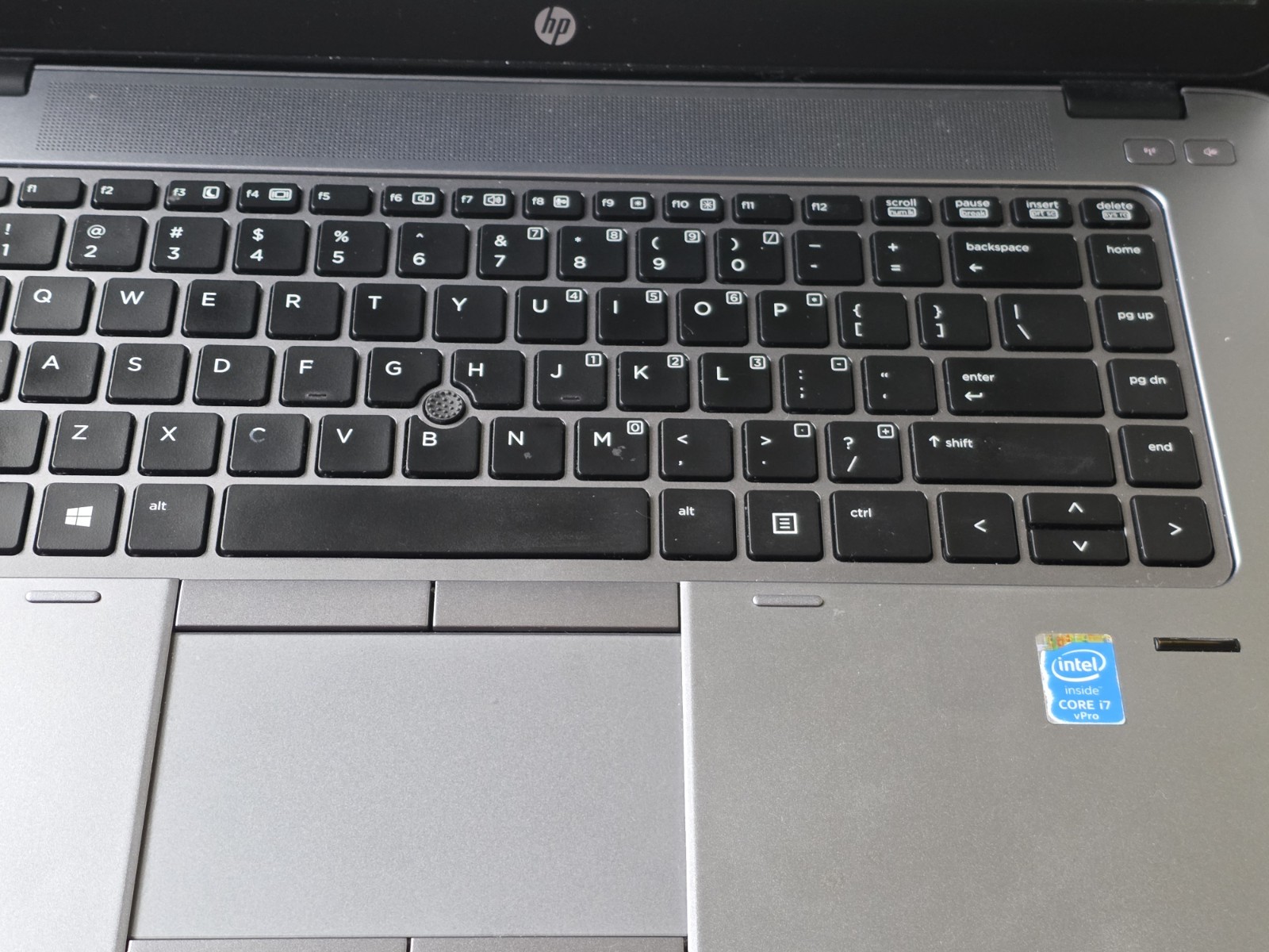 HP EliteBook i7 V Pro 5600U 2.60GHz 8GB RAM 233GB SSD Win 11 Pro Flawless EUC