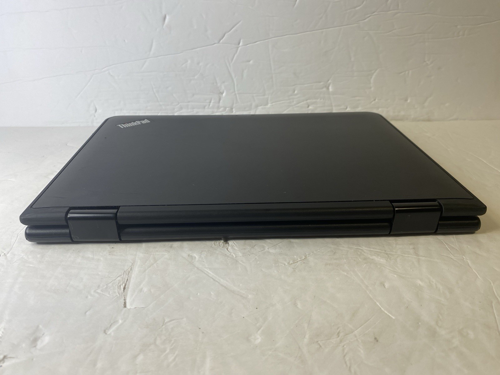 Lenovo ThinkPad Yoga 11e 11.6in 2 in 1 flip TouchScreen Windows 10
