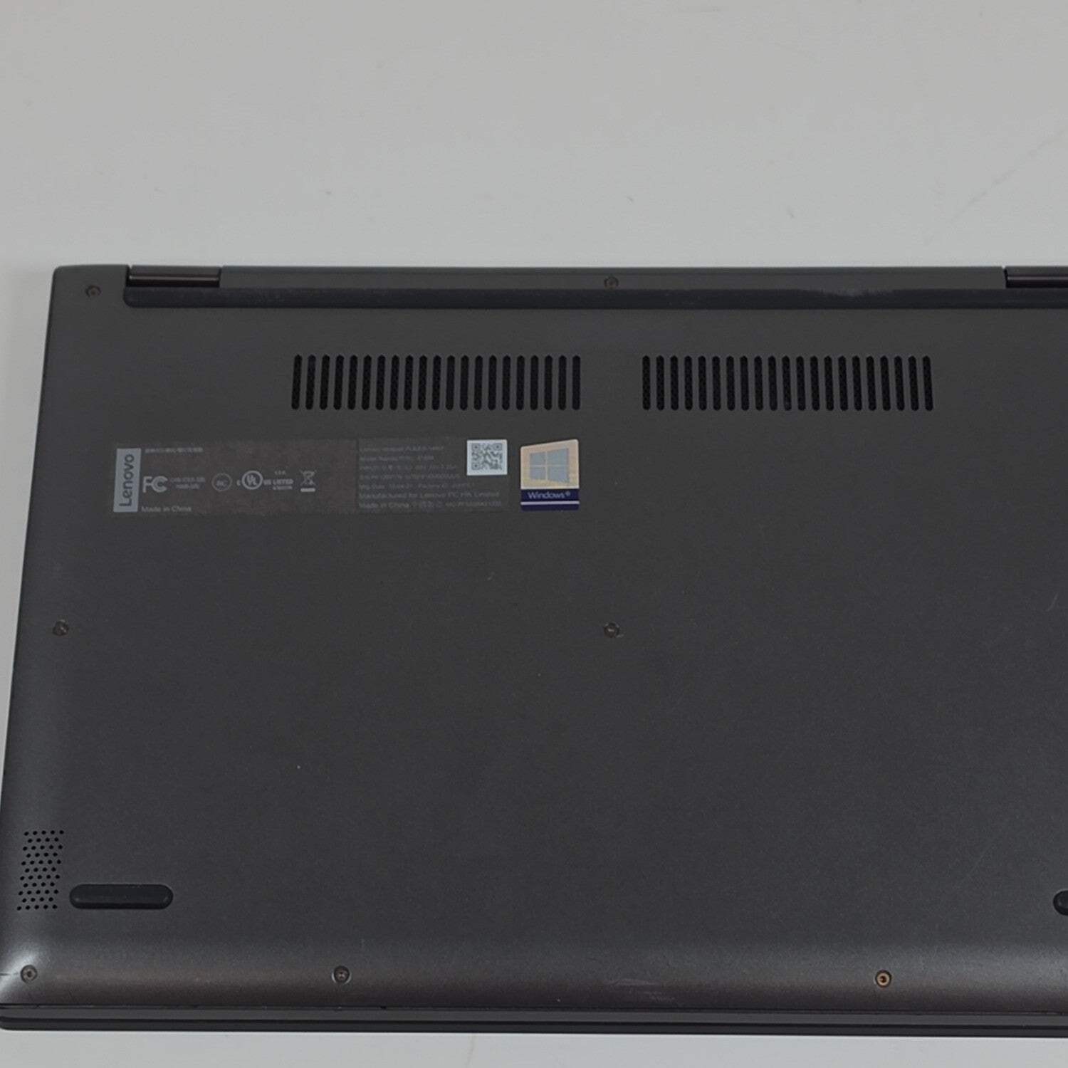Lenovo IdeaPad Flex 6 14″ i5-8250U 1.6GHz 8GB RAM 500GB SSD AMD Radeon 620