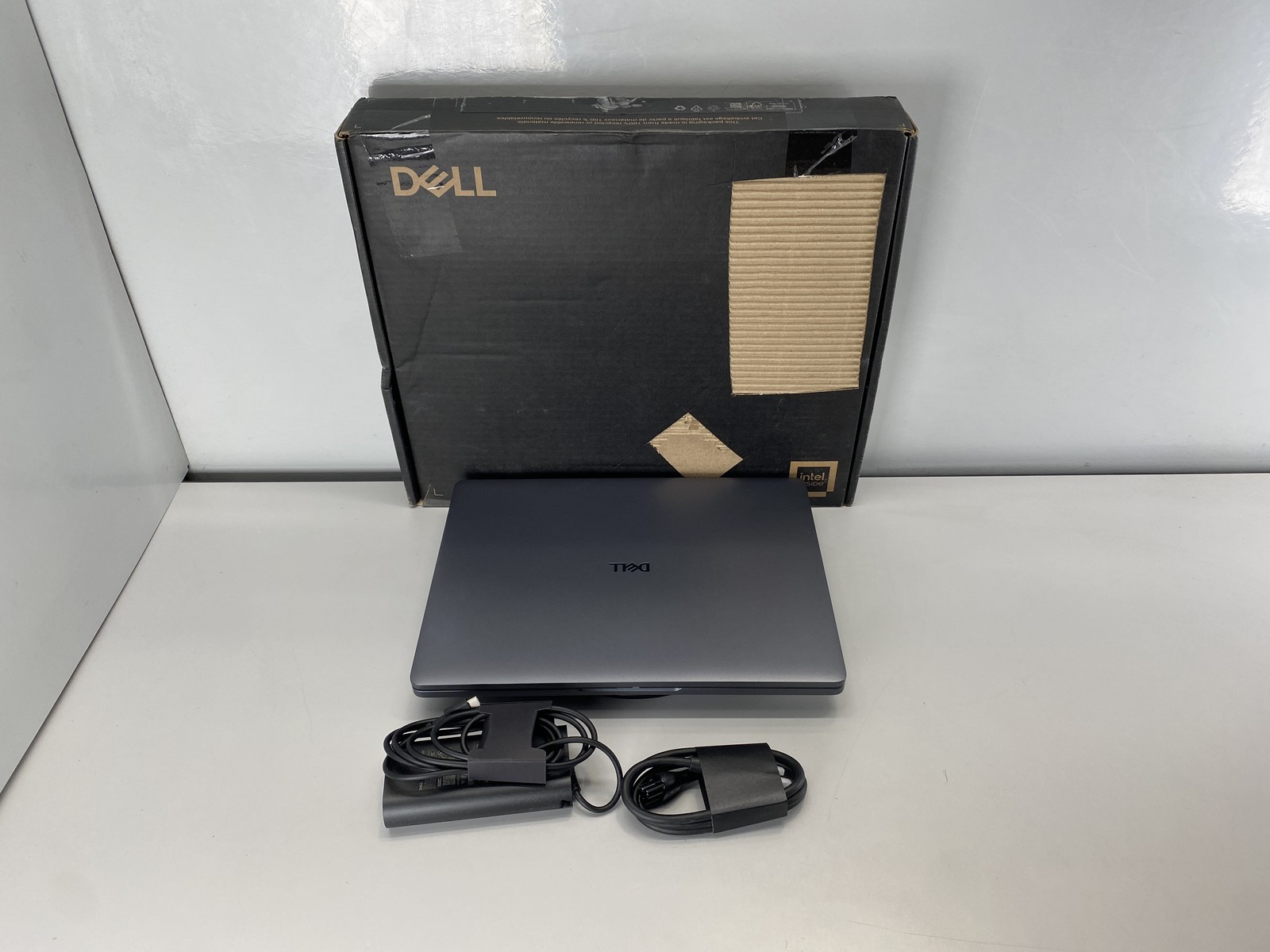Dell Laptop Pro Max 14 MC14250 14″ Intel Core 7 265H 512GB- Gray