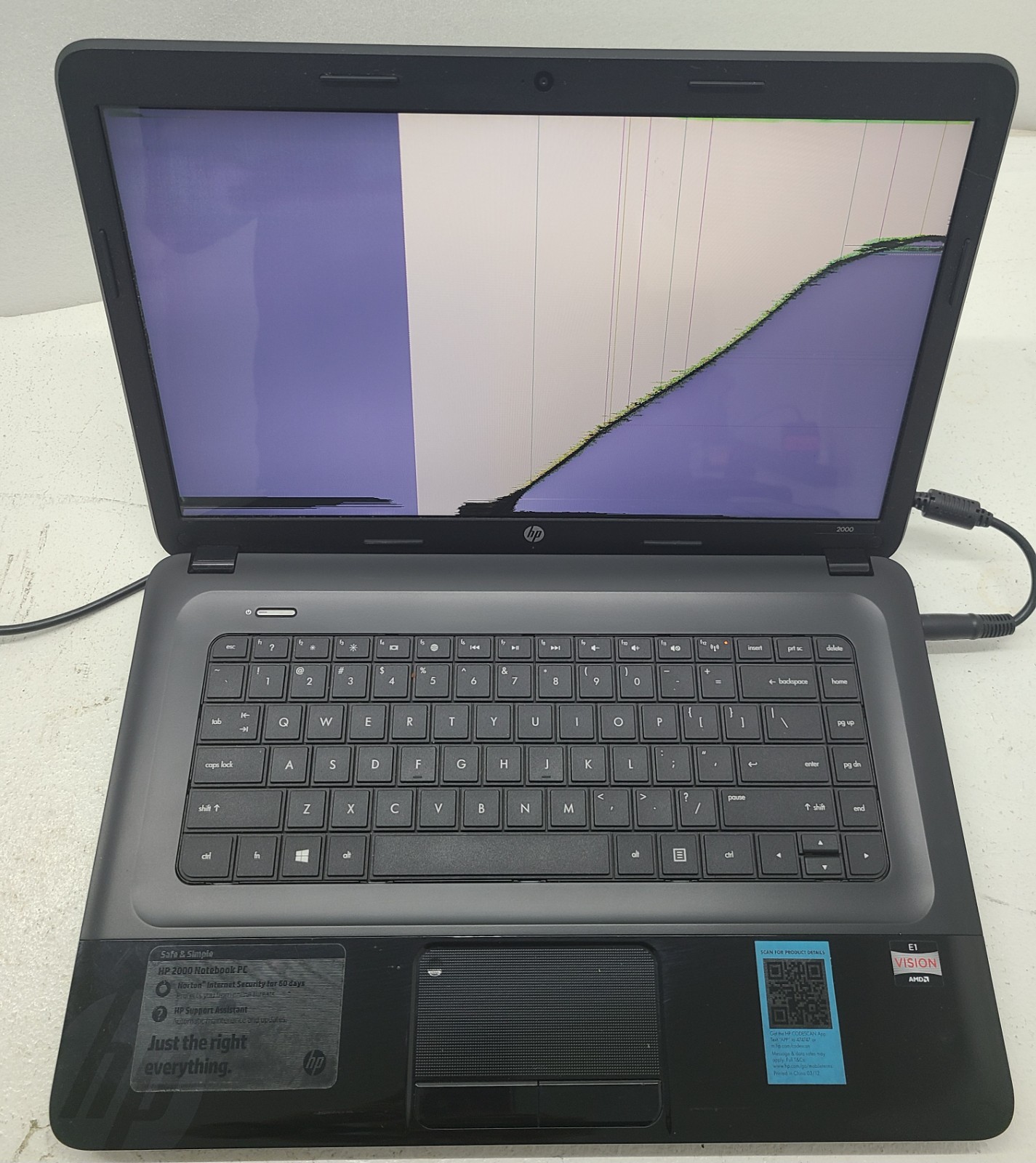 HP 2000 Laptop 15.6″ AMD E Series 4GB Ram NO HD/OS (FL)