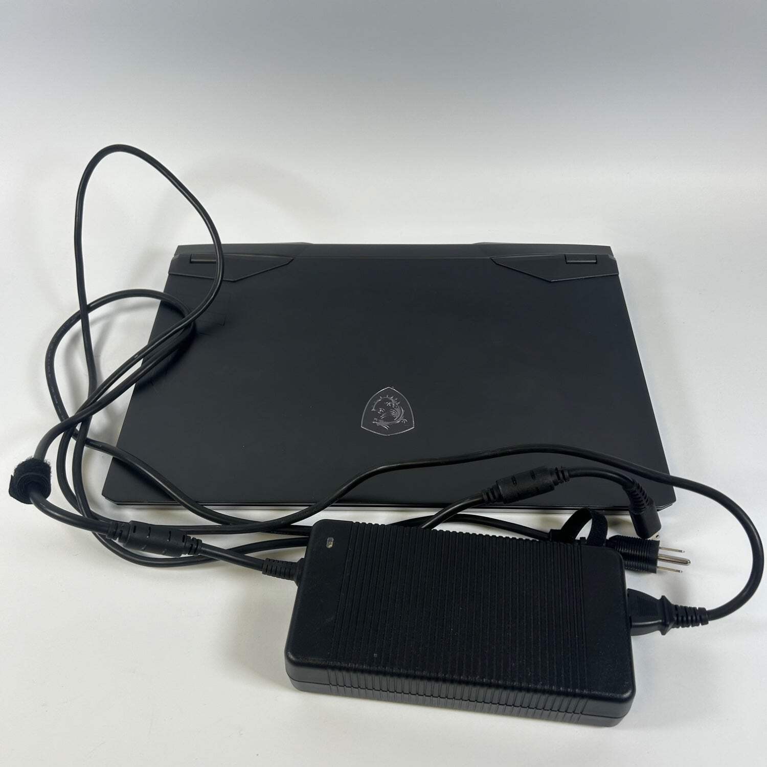 MSI Raider GE77 HX 12UGS 17.3″ i7-12800H 2.0GHz 16GB RAM 1TB SSD GeForce RTX 307