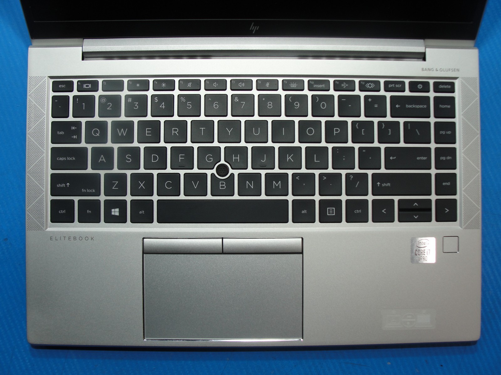 HP EliteBook 840 G7 14”FHD Intel Core i7-10610U 1.8GHz 8GB RAM 256GB SSD+Charger