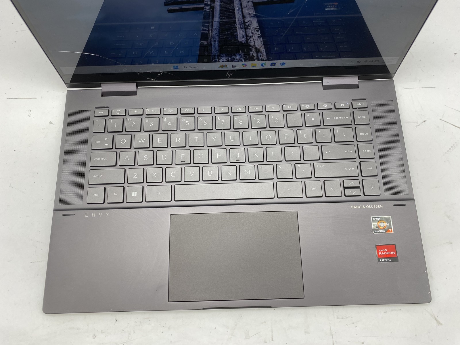 HP Envy x360 15-ey0023dx Laptop AMD RYZEN 7 5825U 2GHz 12GB RAM 512GB SSD W11P