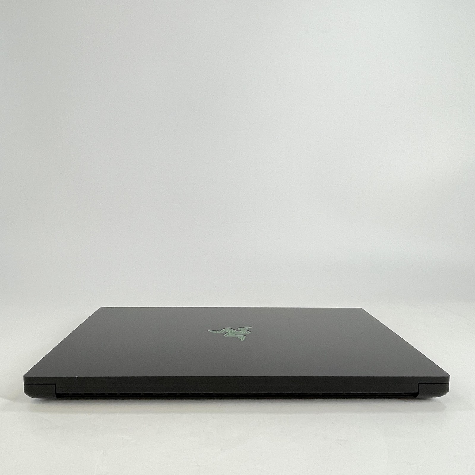 Razer Blade 16 120Hz UHD+ i9-13950HX 64GB 4TB/1TB RTX 4090 – VAPOR CHAMBER ISSUE