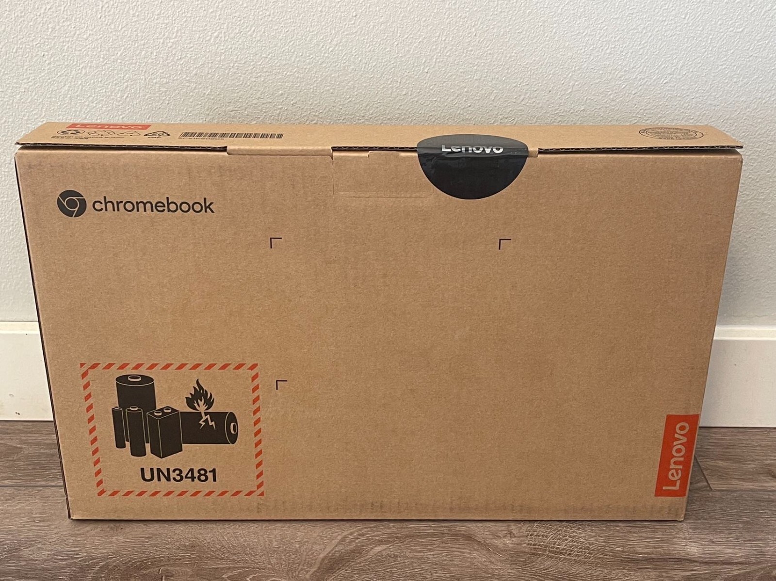 Brand New Lenovo 82XJ0000US Slim 3 14″ FHD TS Chromebook — 4GB Memory/64GB eMMC