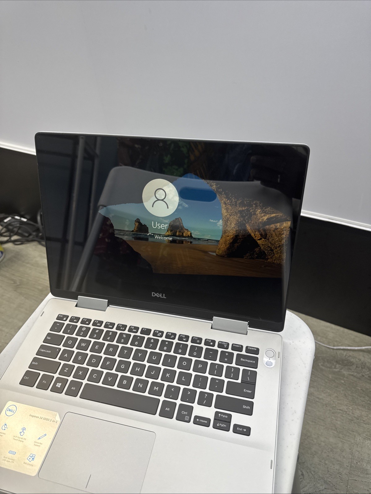 Dell Inspiron 14 5485 Laptop 14-inch 2-in-1, Ryzen 5 3500U, 3.70GHz, 8GB RAM