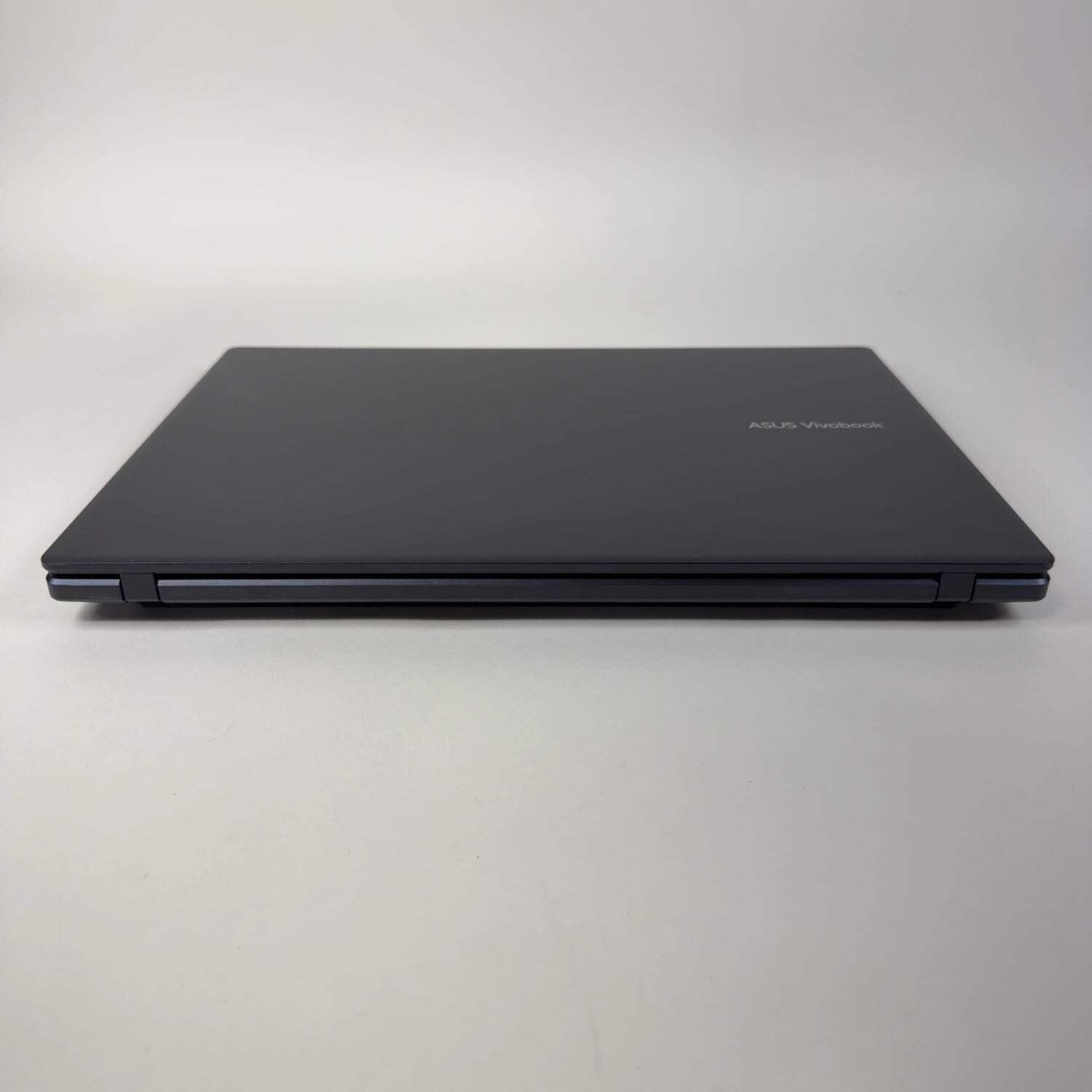 Asus Vivobook 16 M1607K 16″ Ryzen 5 AI 330 2.0GHz 16GB RAM 512GB SSD