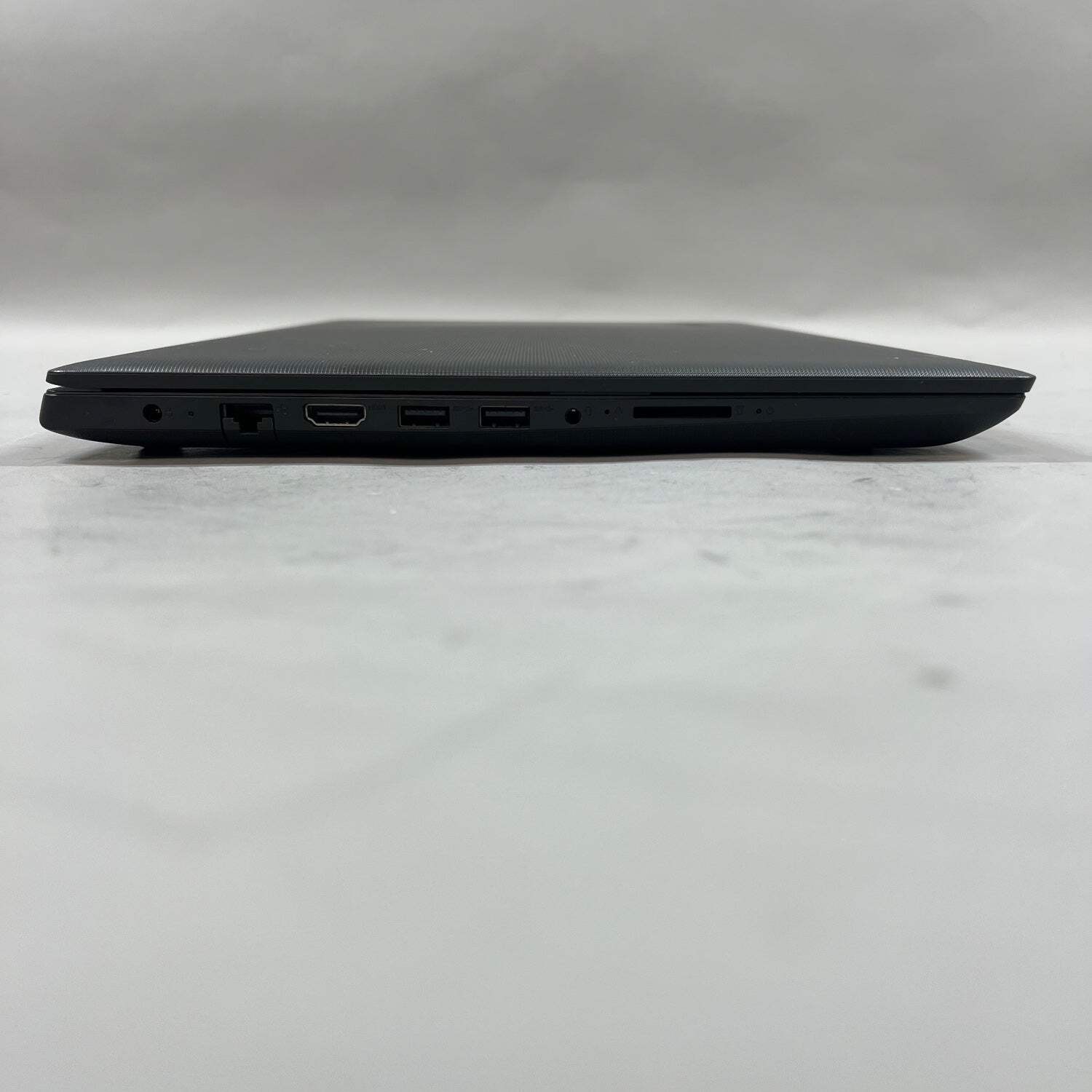 Lenovo IdeaPad 1 130-15AST 15.6″ A9 9225 2.6GHz 4GB RAM 128GB HDD