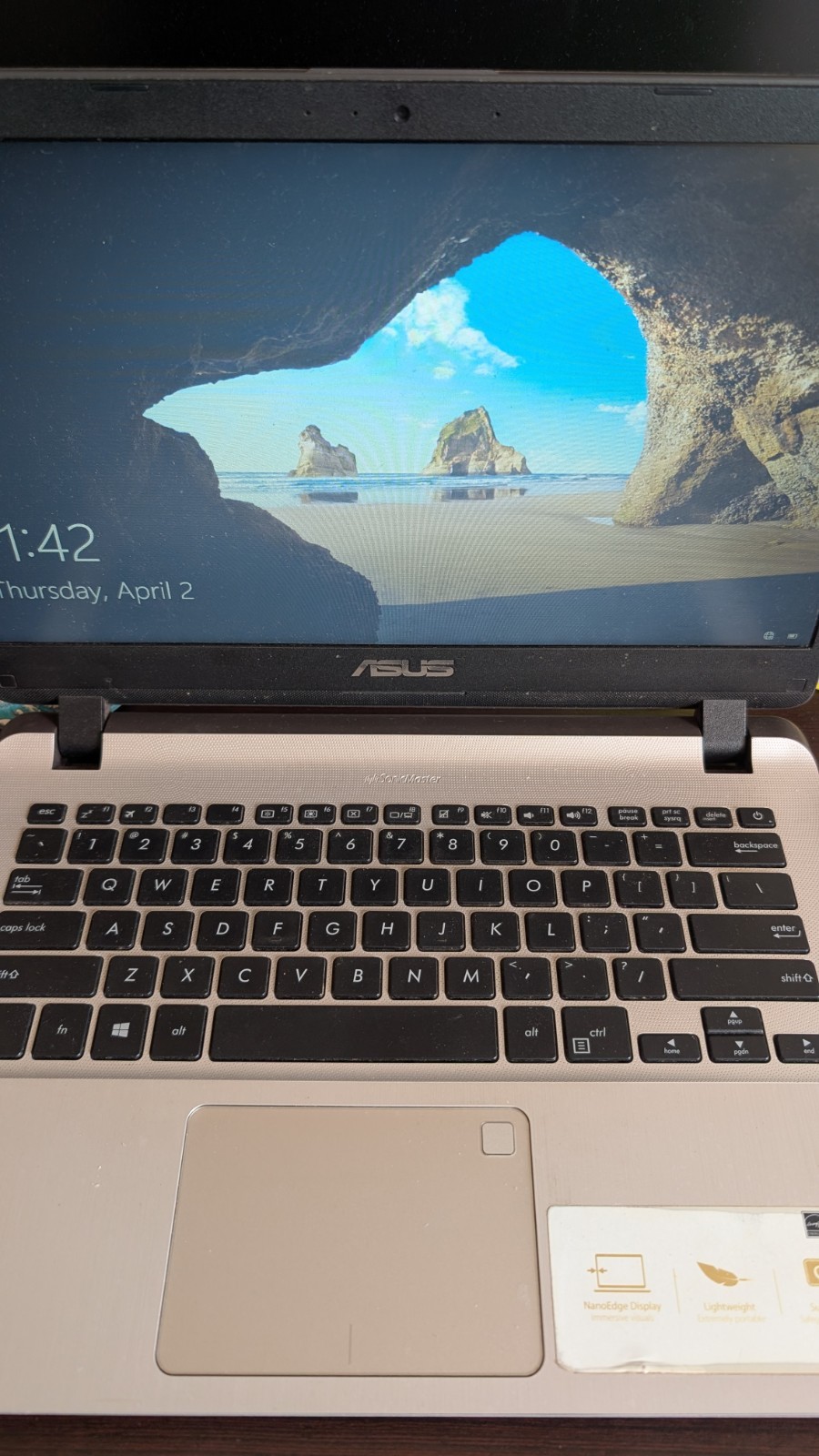 ASUS Notebook Laptop Intel Core i3 7th Gen Silver Black 1366×768 Resolution