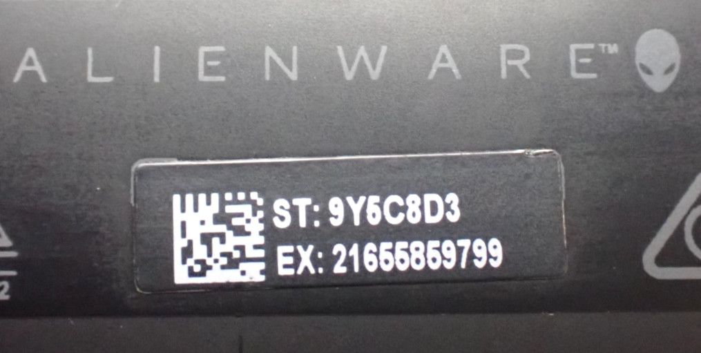 Alienware M15 R4 Gaming Laptop i7-10870H 32GB RAM 2 TB NVMe RTX 3070 Adapter