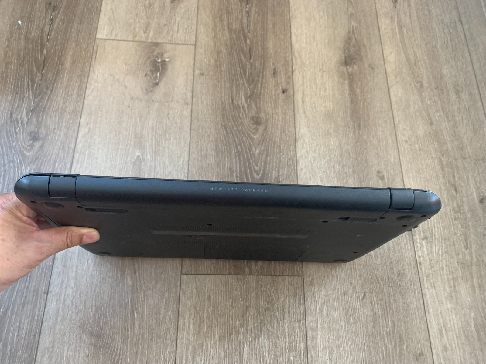 HP 15-f305dx 15.6″ AMD A6-5200 APU 2.00GHz 4GB RAM 500GB HDD Win 10 Home