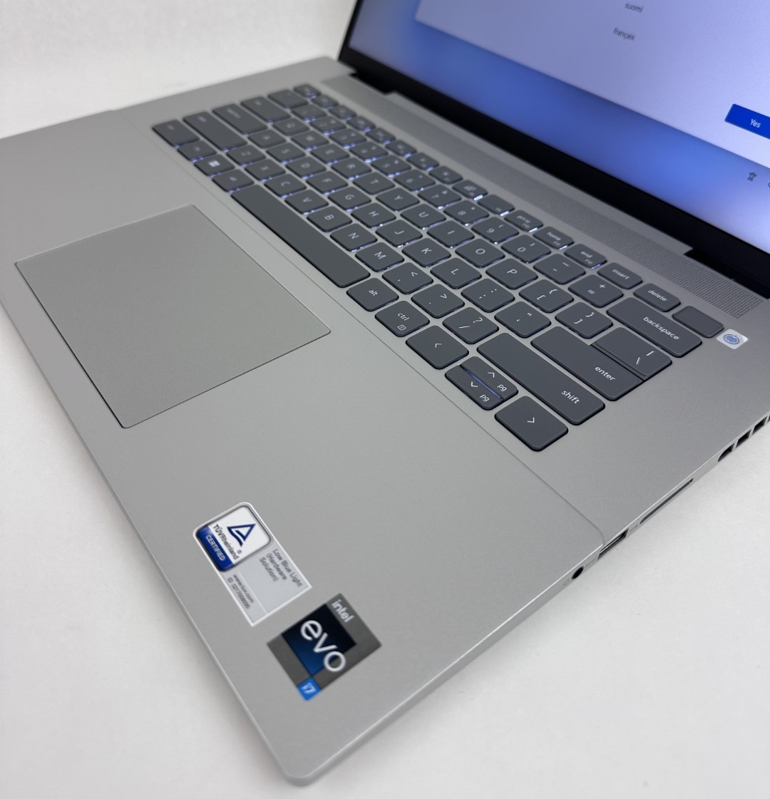Dell Inspiron 16 Plus 7630 16″ 2560×1600 i7-13700H 32GB 1TB SSD W11H U