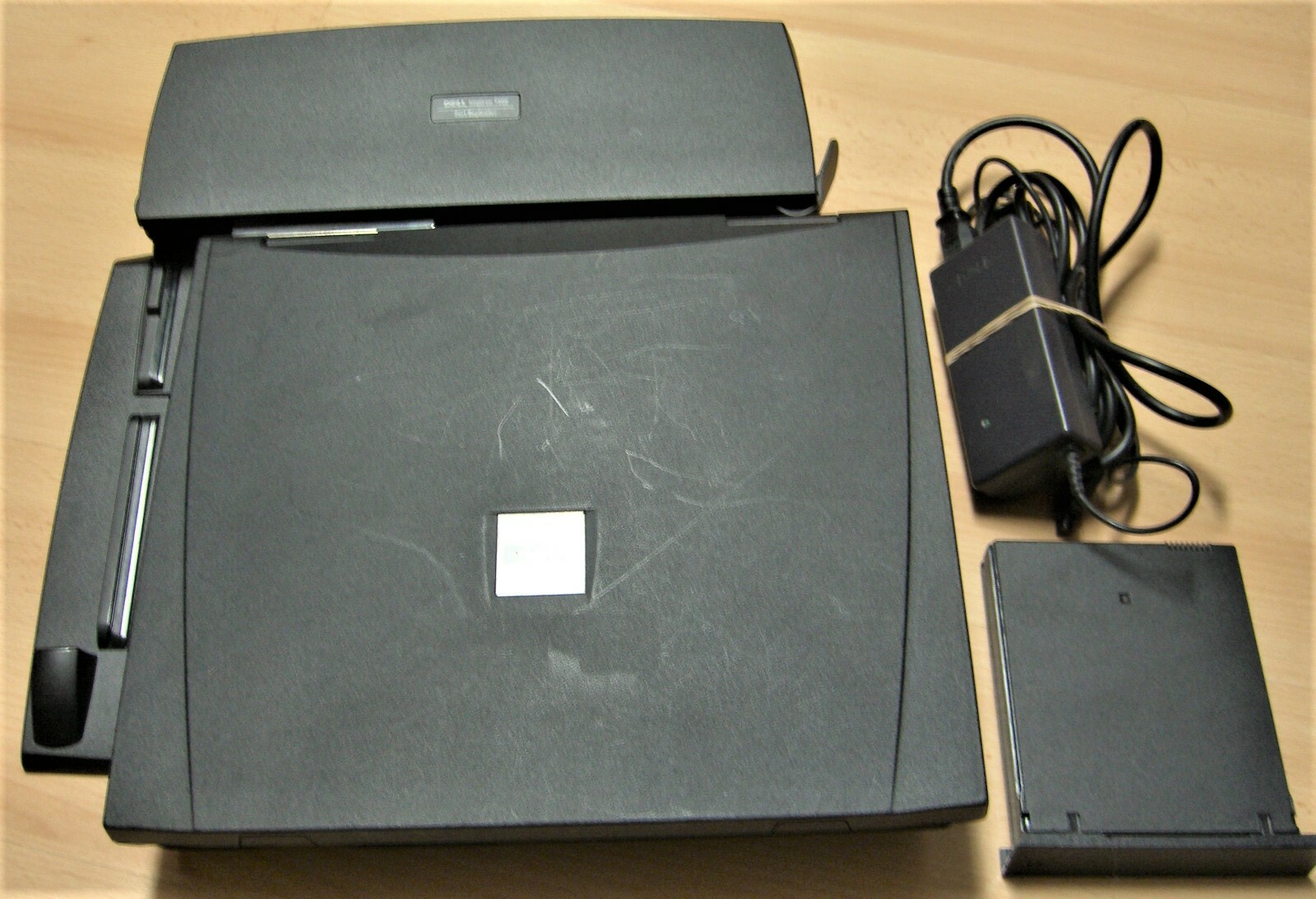 Old Dell Inspiron 7500 Laptop w/CPU/HD/Rams & Dock for collector (Working As Is)