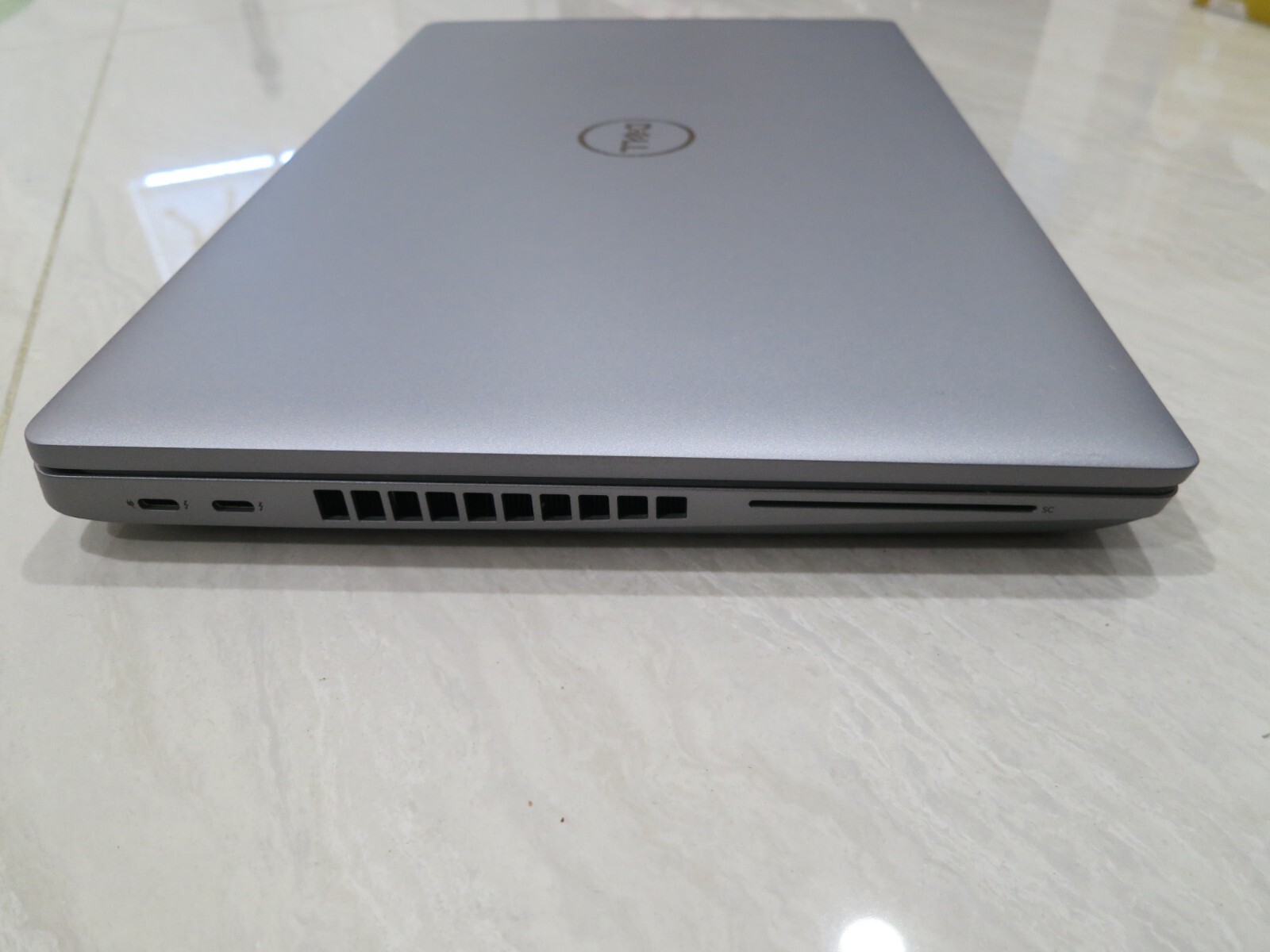 Dell Latitude 5521 15.6″ FHD i7-11850H 2.5GHz 32GB 512GB SSD W11